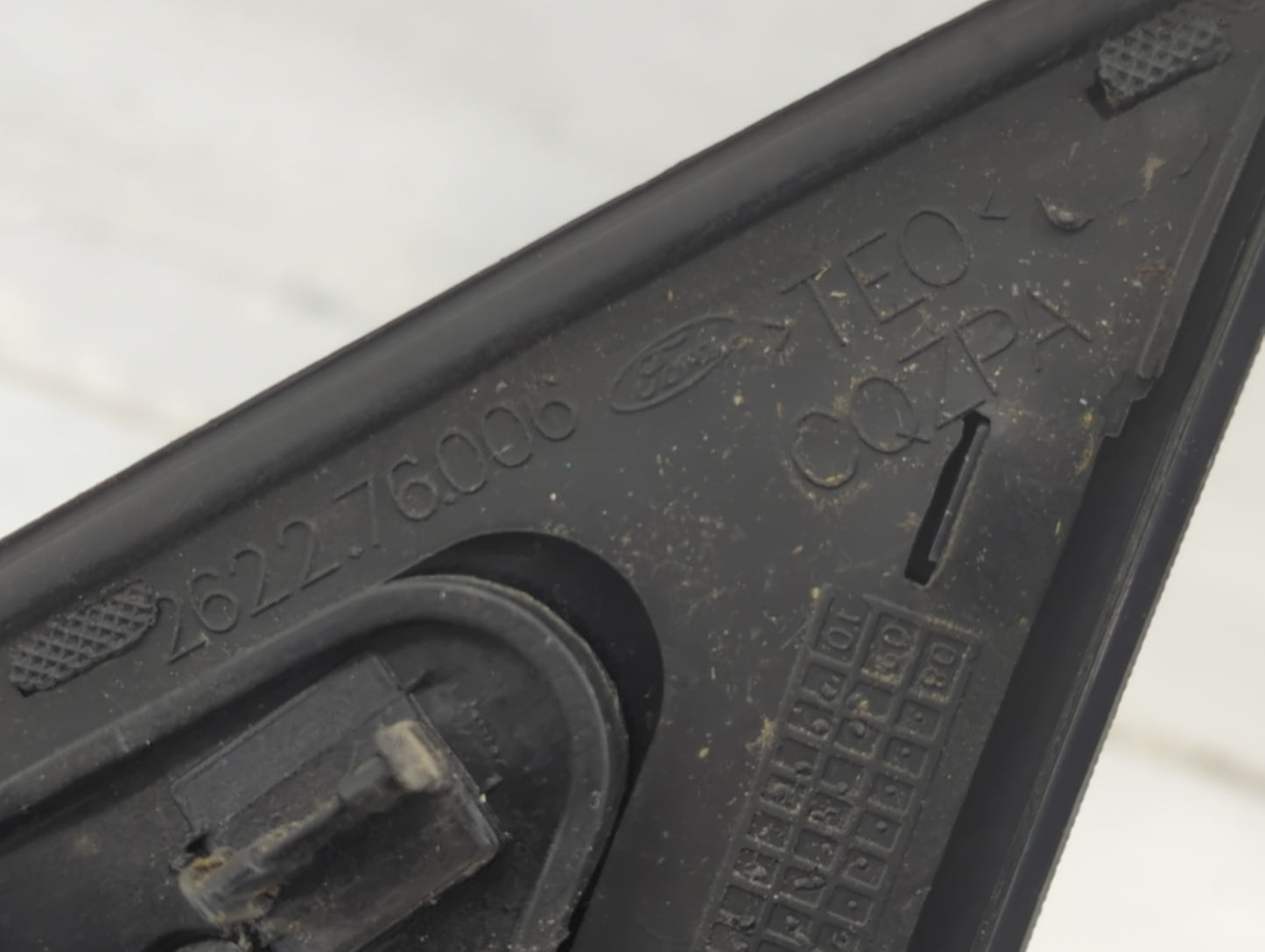 2005-2009 Hyundai Tucson Driver Side View Mirror - Left Door Mirror OEM Used - Oemusedautoparts1.com