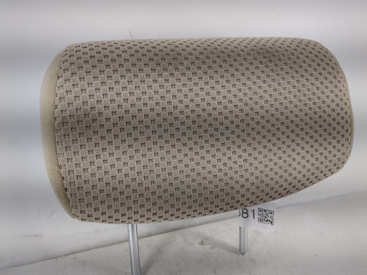 2005-2008 Hyundai Tucson Headrest Head Rest Front Driver Passenger Seat Fits Fits 2005 2006 2007 2008 OEM Used Auto Parts - 