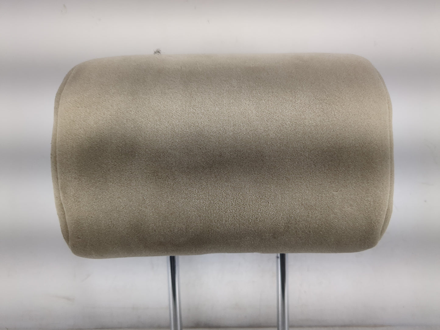 2005-2008 Hyundai Tucson Headrest Head Rest Front Driver Passenger Seat Fits Fits 2005 2006 2007 2008 OEM Used Auto Parts - 