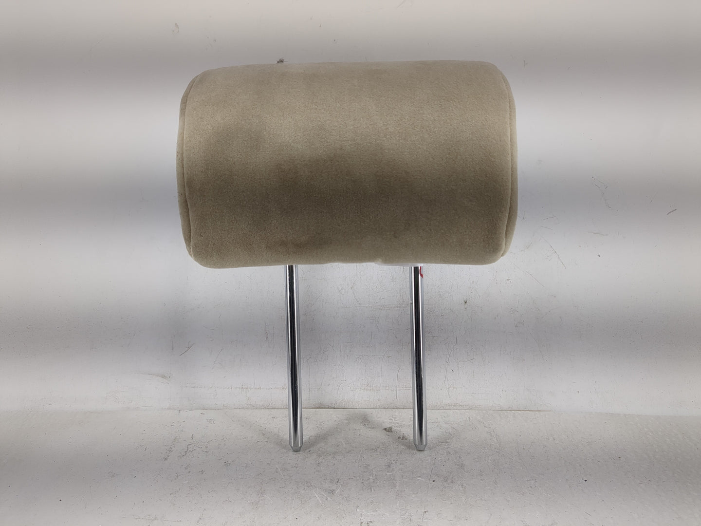 2005-2008 Hyundai Tucson Headrest Head Rest Front Driver Passenger Seat Fits Fits 2005 2006 2007 2008 OEM Used Auto Parts - 