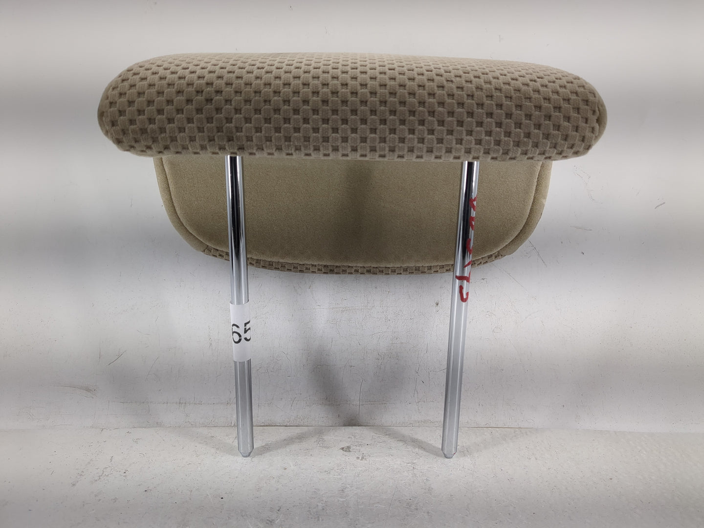 2005-2008 Hyundai Tucson Headrest Head Rest Rear Center Seat Fits Fits 2005 2006 2007 2008 OEM Used Auto Parts - Oemusedauto