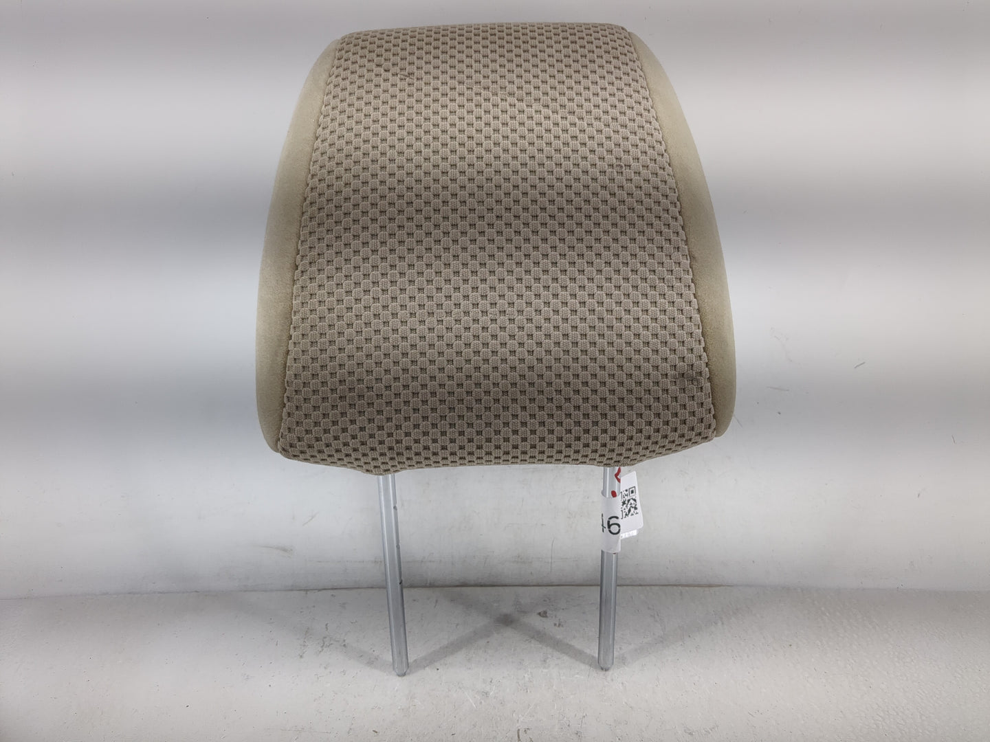 2005-2008 Hyundai Tucson Headrest Head Rest Front Driver Passenger Seat Fits Fits 2005 2006 2007 2008 OEM Used Auto Parts - 