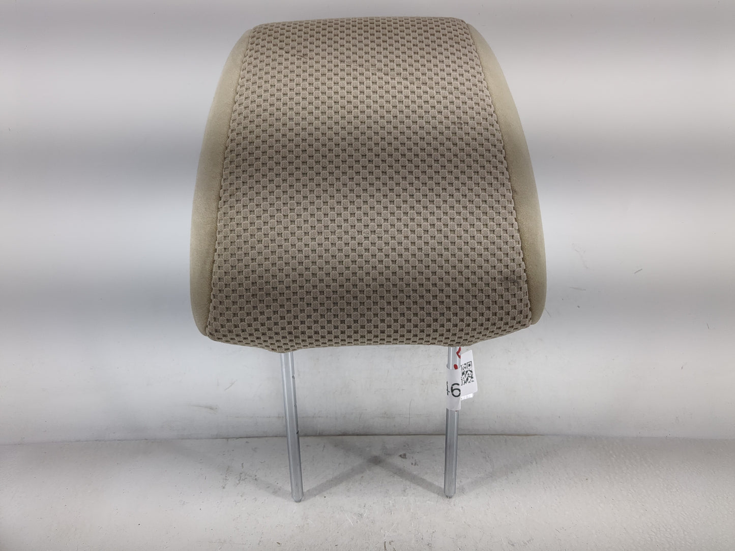 2005-2008 Hyundai Tucson Headrest Head Rest Front Driver Passenger Seat Fits Fits 2005 2006 2007 2008 OEM Used Auto Parts - 