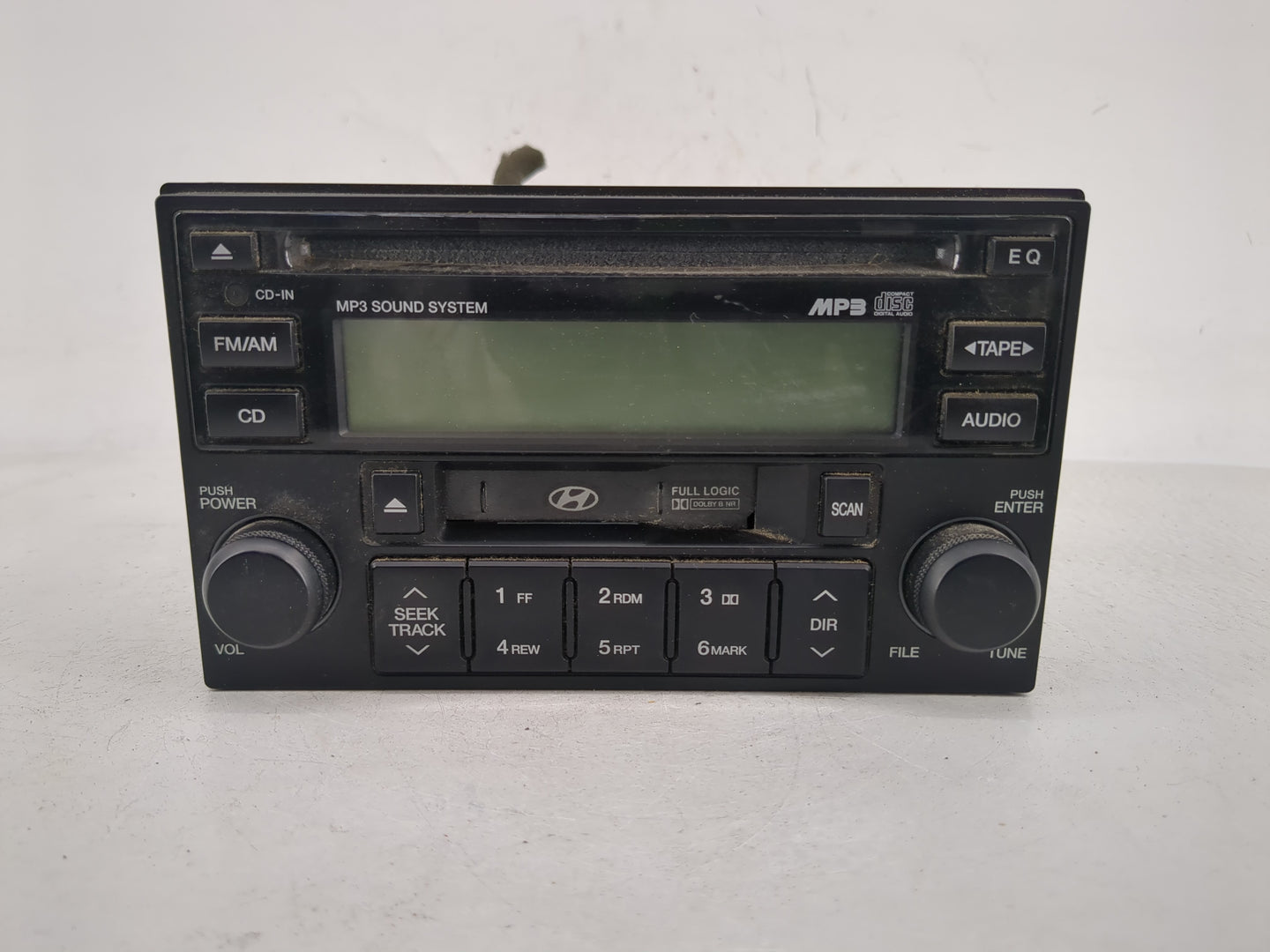 2007-2008 Hyundai Tucson Radio AM FM Cd Player Receiver Replacement P/N:96180-2E600 Fits Fits 2007 2008 OEM Used Auto Parts 