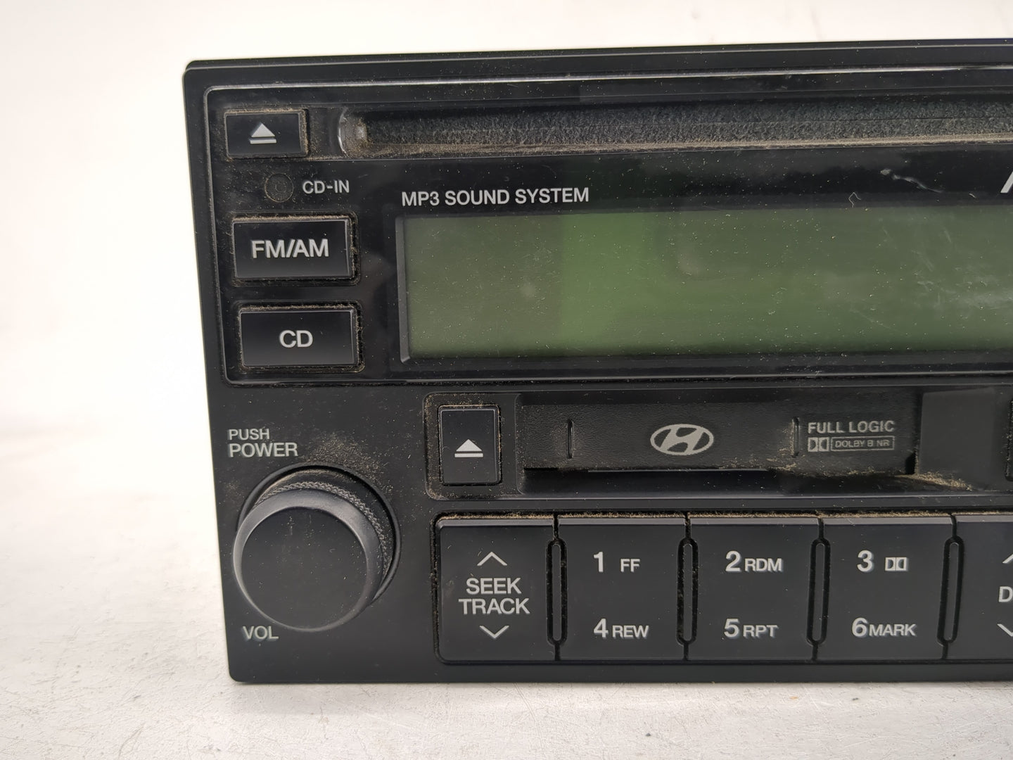 2007-2008 Hyundai Tucson Radio AM FM Cd Player Receiver Replacement P/N:96180-2E600 Fits Fits 2007 2008 OEM Used Auto Parts 