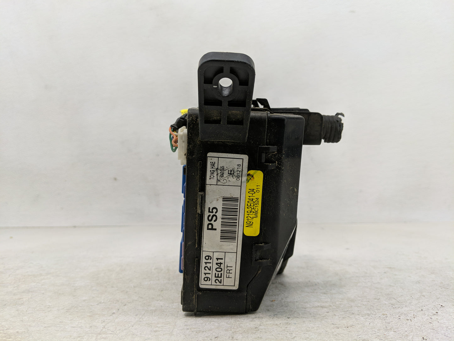 Hyundai Tucson Fusebox Fuse Box Relay Module Tipm 91210-2e101 - Oemusedautoparts1.com