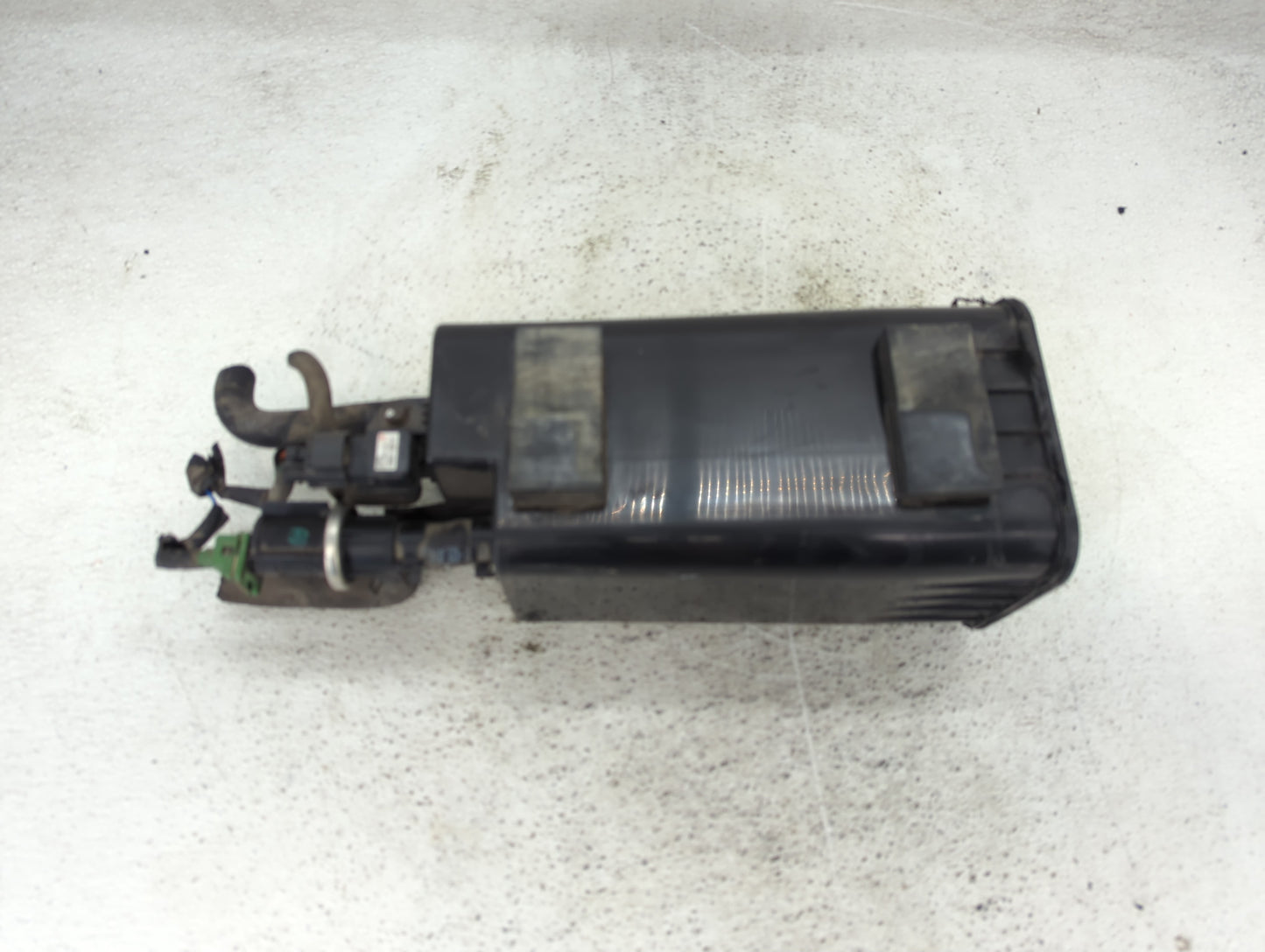 2007 Hyundai Tucson Fuel Vapor Charcoal Canister 1432363 - Oemusedautoparts1.com