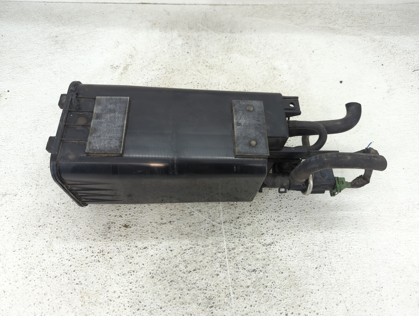 2007 Hyundai Tucson Fuel Vapor Charcoal Canister 1432363 - Oemusedautoparts1.com