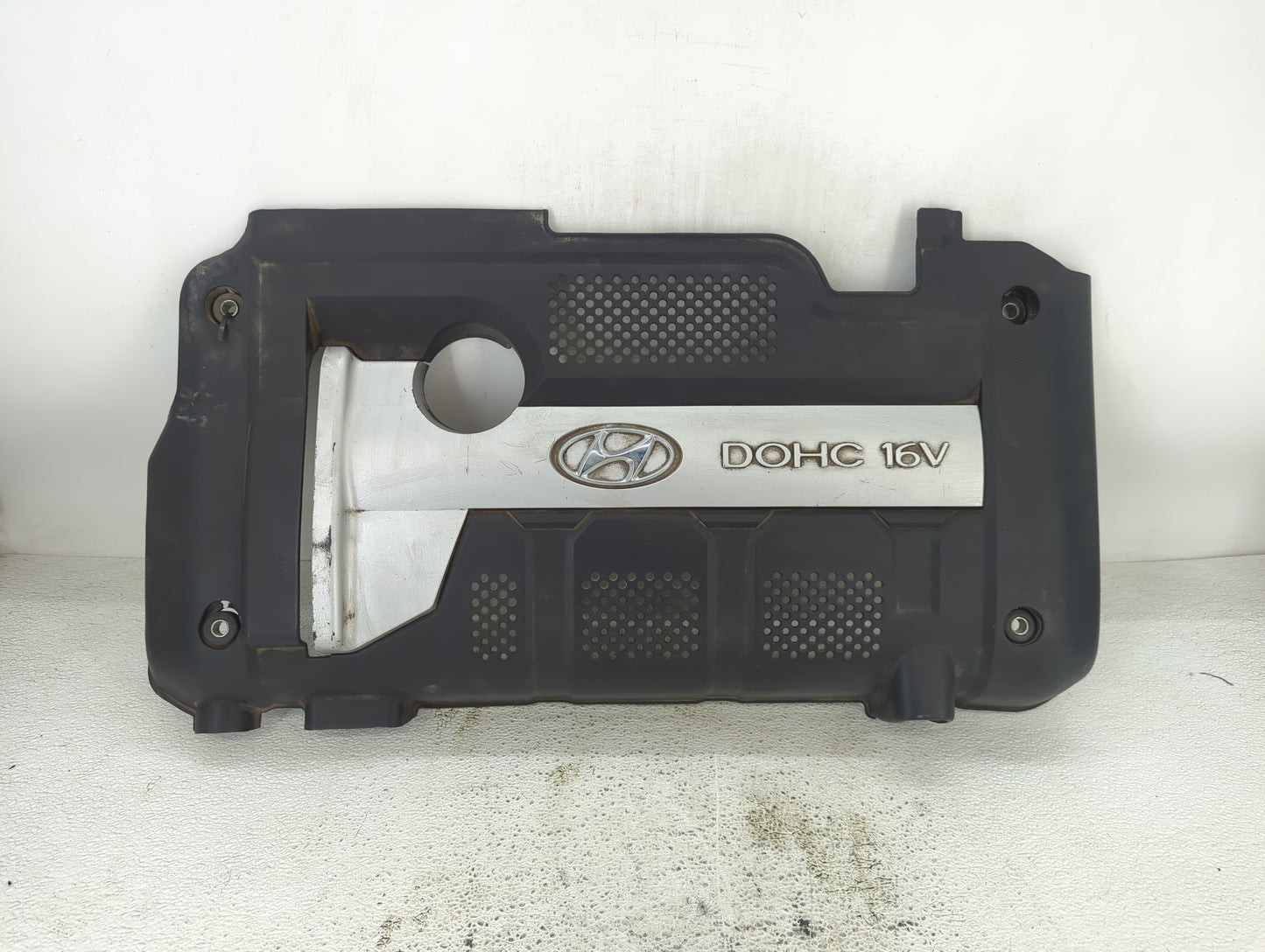 2007 Hyundai Tucson Engine Cover 1432531 - Oemusedautoparts1.com