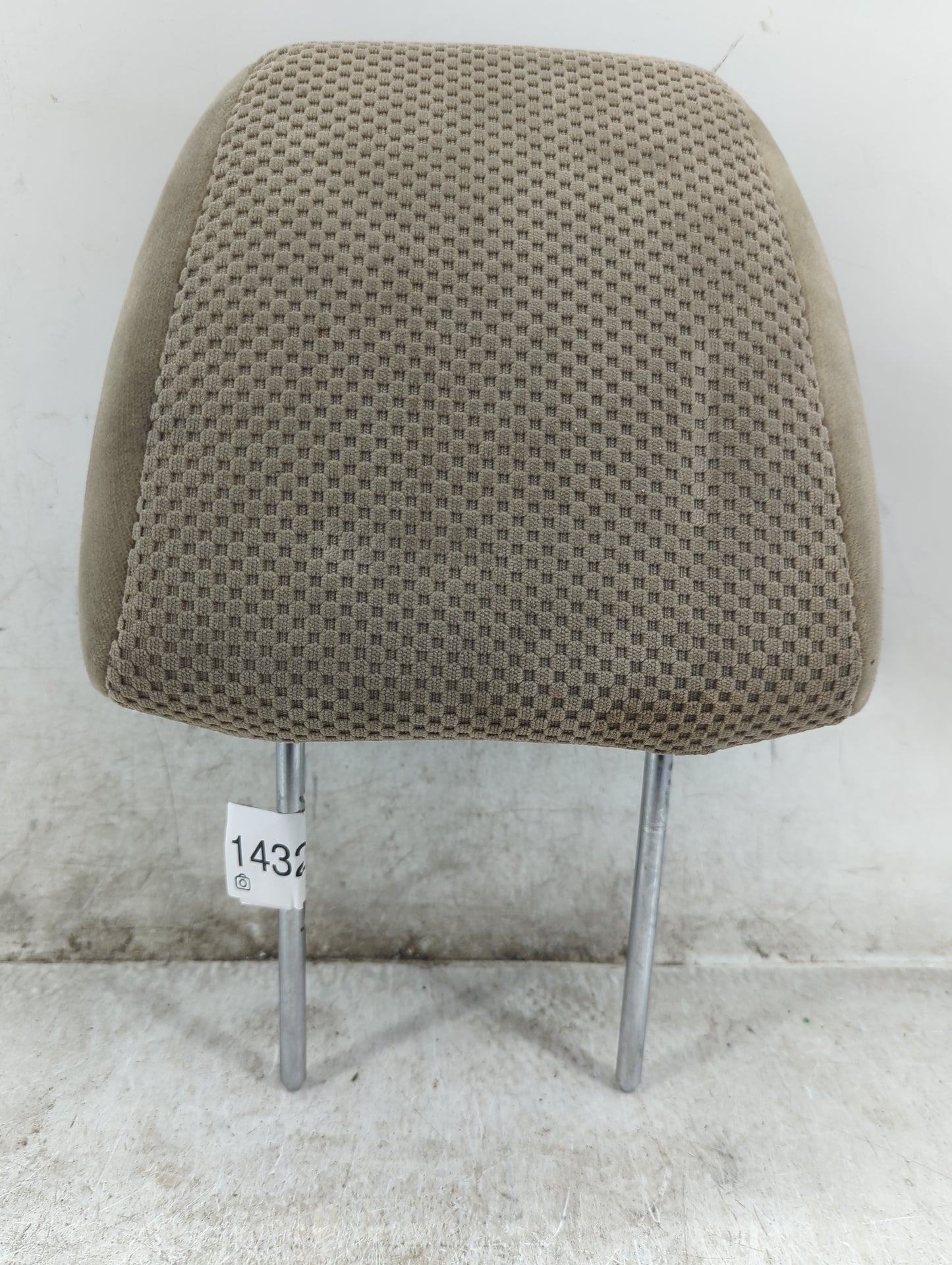 2005-2008 Hyundai Tucson Headrest Head Rest Front Driver Seat Grey - Oemusedautoparts1.com