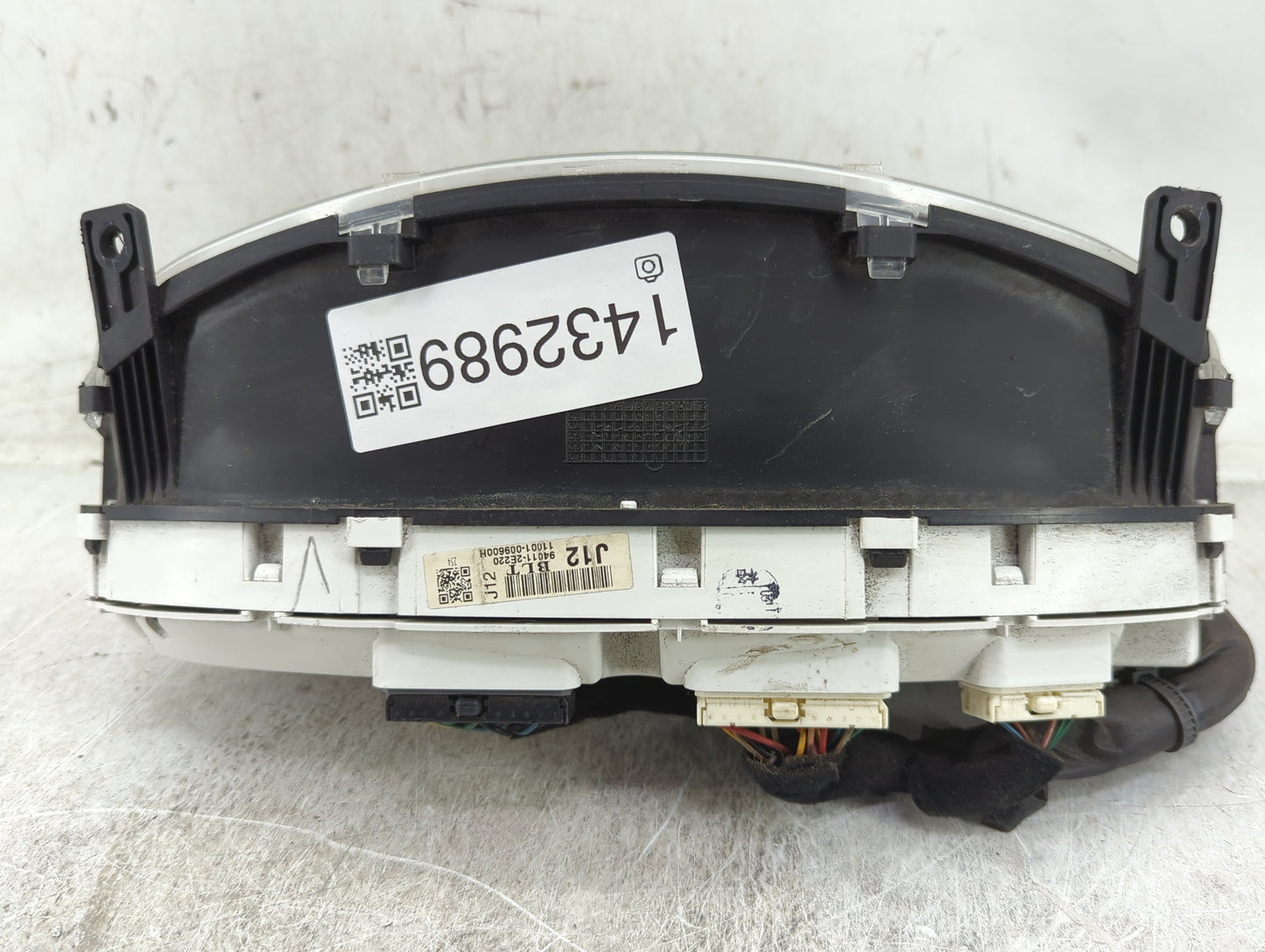 2007-2009 Hyundai Tucson Instrument Cluster Speedometer Gauges P/N:11001-009600H 94011-2E220 Fits Fits 2007 2008 2009 OEM Us