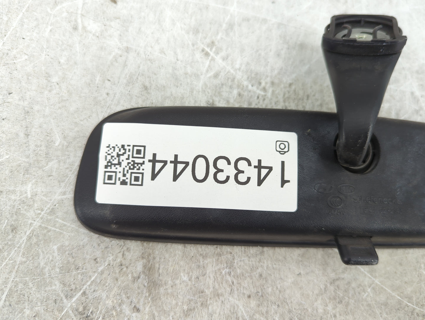 2005-2008 Hyundai Tucson Interior Rear View Mirror Replacement OEM Fits OEM Used Auto Parts - Oemusedautoparts1.com