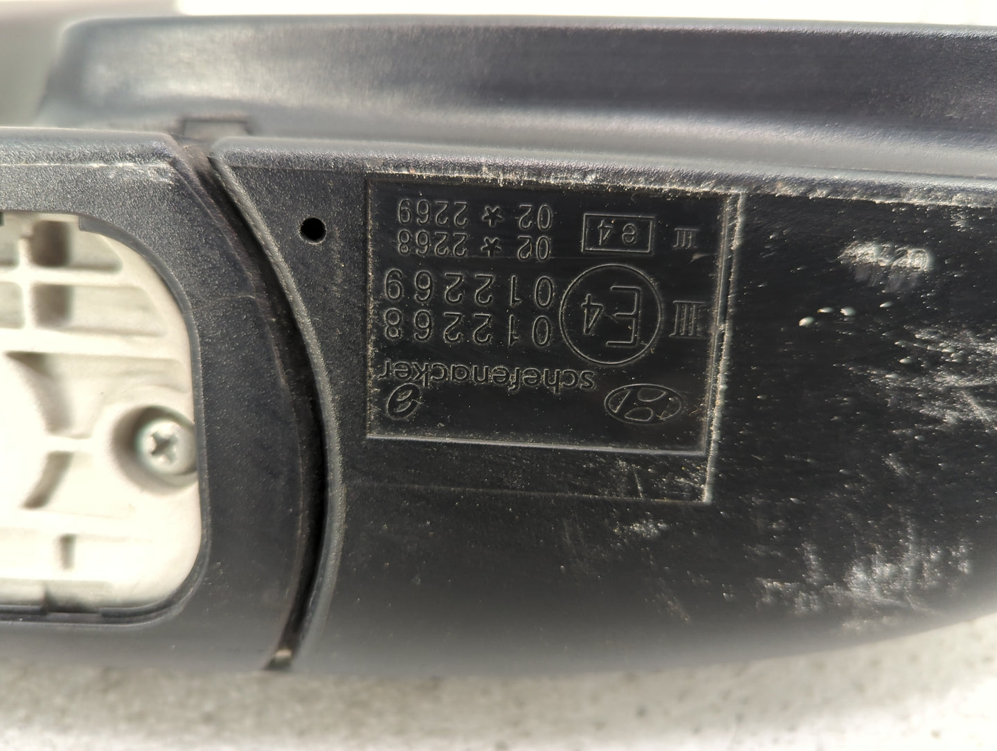 2007 Hyundai Tucson Passenger Side View Mirror - Right Door Mirror OEM Used - Oemusedautoparts1.com