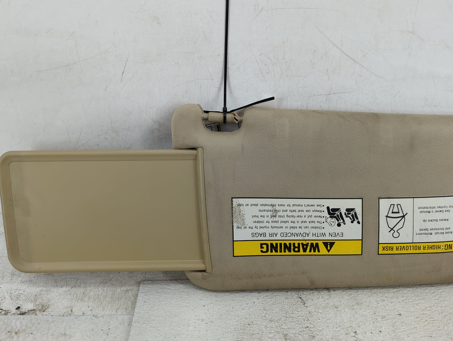 2005-2009 Hyundai Tucson Sun Visor Shade Replacement Driver Left Mirror Fits Fits 2005 2006 2007 2008 2009 OEM Used Auto Par