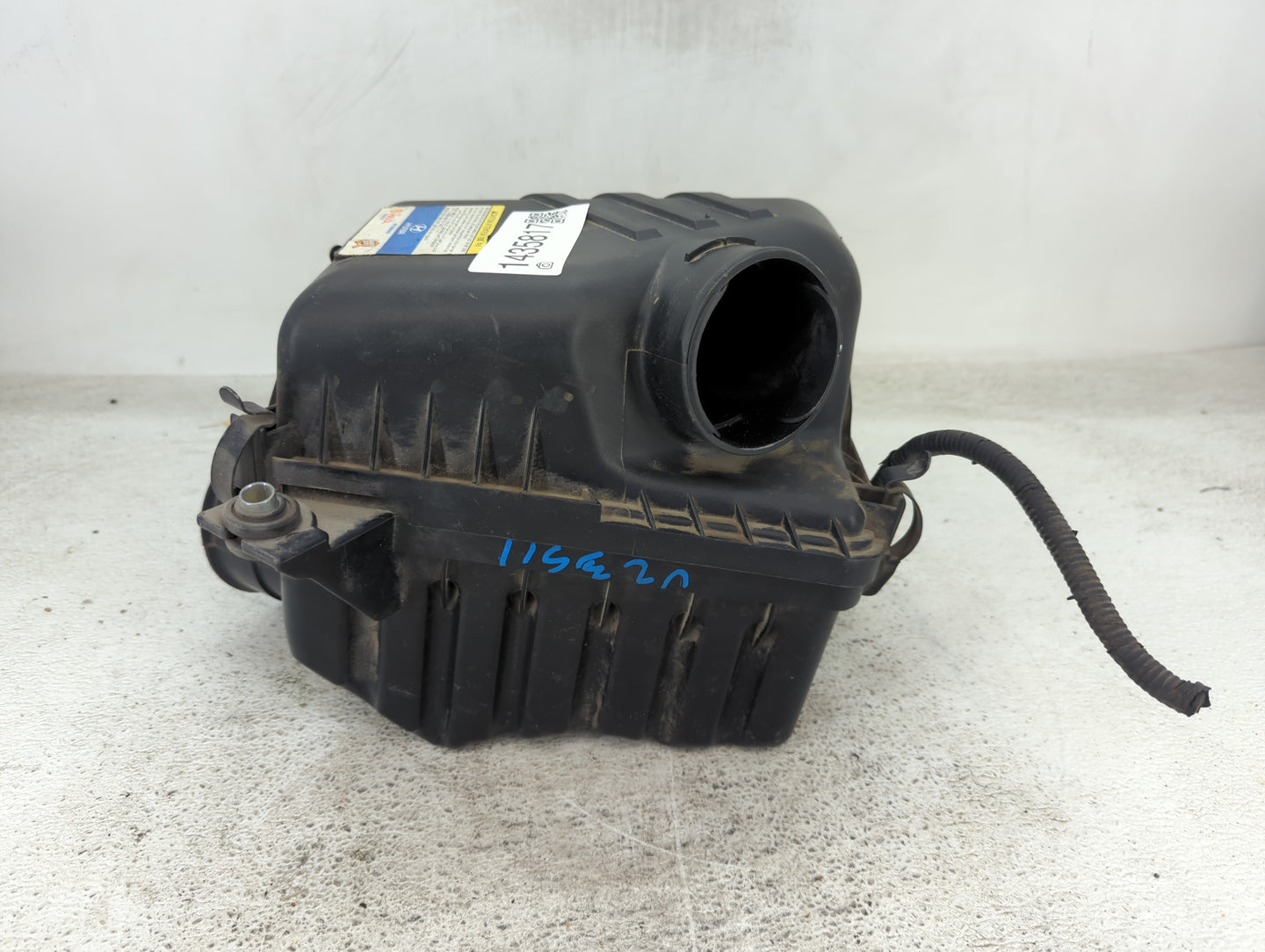 2005-2009 Hyundai Tucson Air Cleaner Intake-duct Hose Tube - Oemusedautoparts1.com