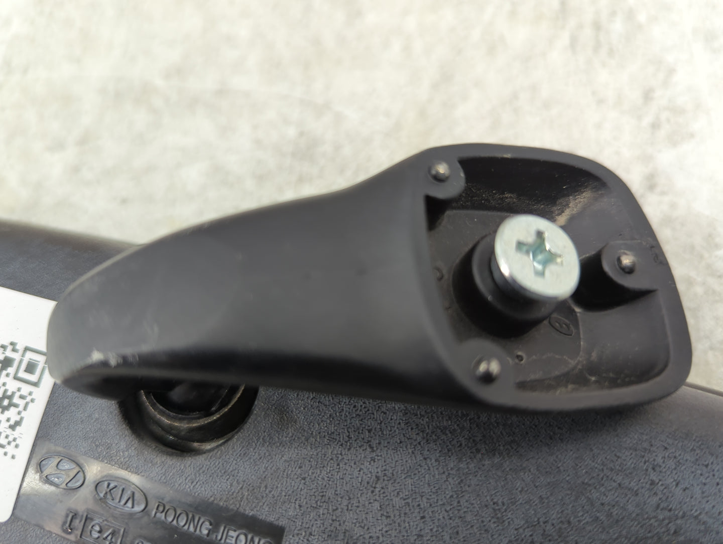 2007 Hyundai Tucson Interior Rear View Mirror Replacement OEM Fits OEM Used Auto Parts - Oemusedautoparts1.com