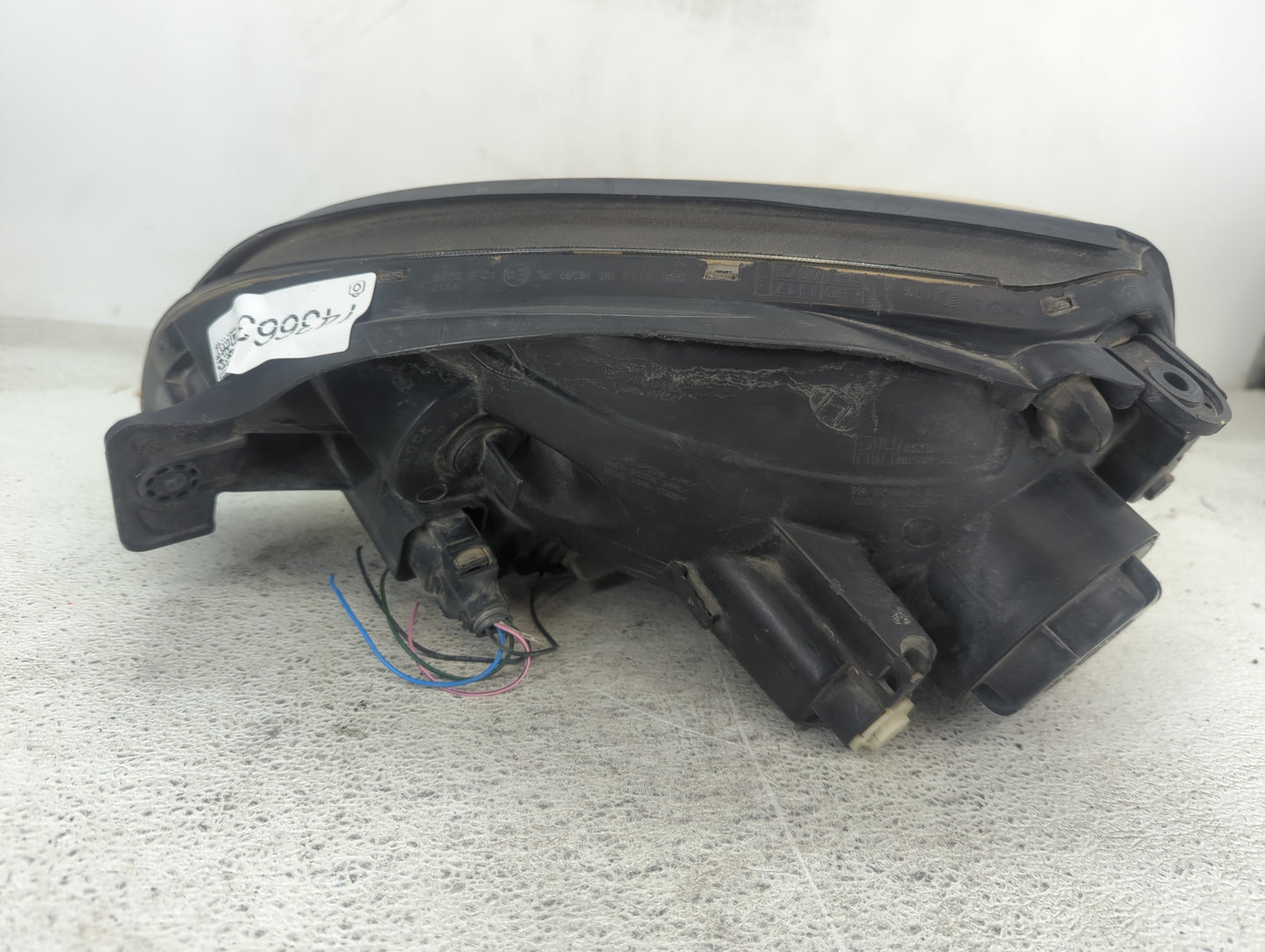 2005-2008 Hyundai Tucson Passenger Right Oem Head Light Headlight Lamp - Oemusedautoparts1.com