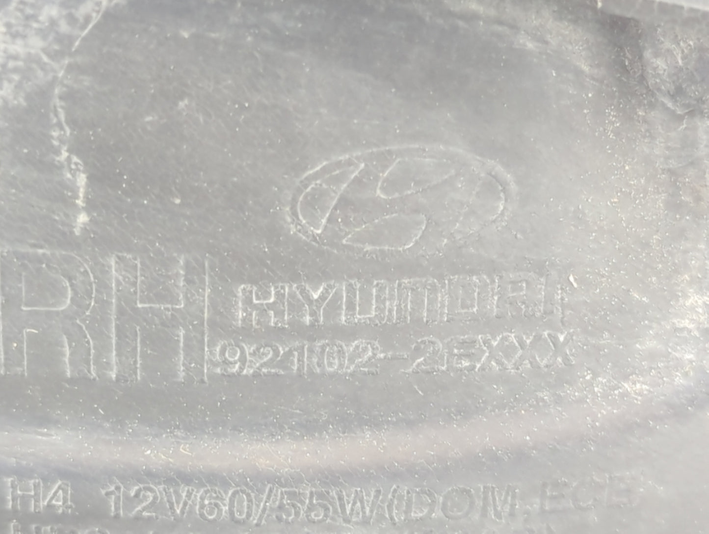 2005-2008 Hyundai Tucson Passenger Right Oem Head Light Headlight Lamp - Oemusedautoparts1.com
