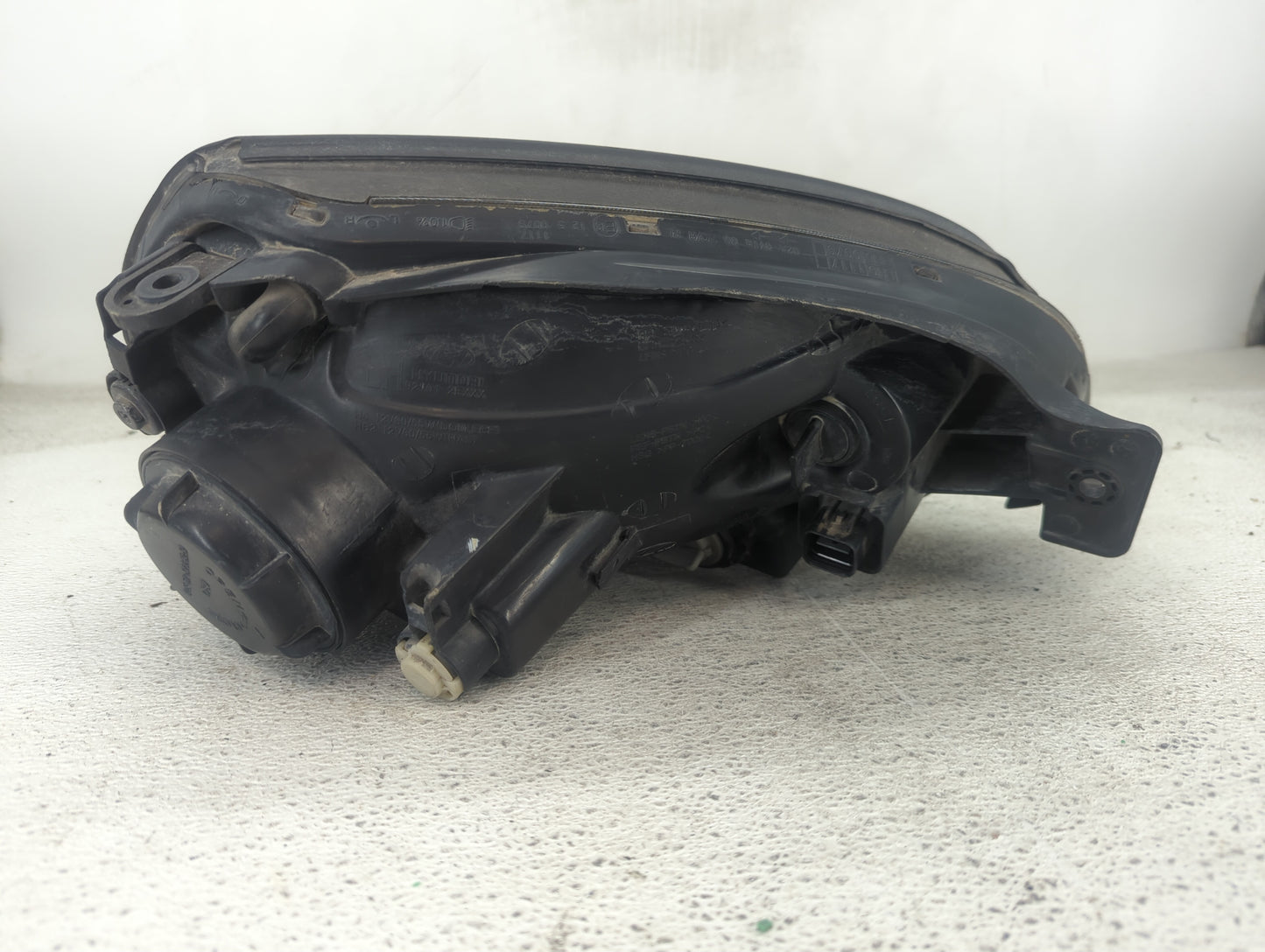2005-2008 Hyundai Tucson Driver Left Oem Head Light Headlight Lamp - Oemusedautoparts1.com
