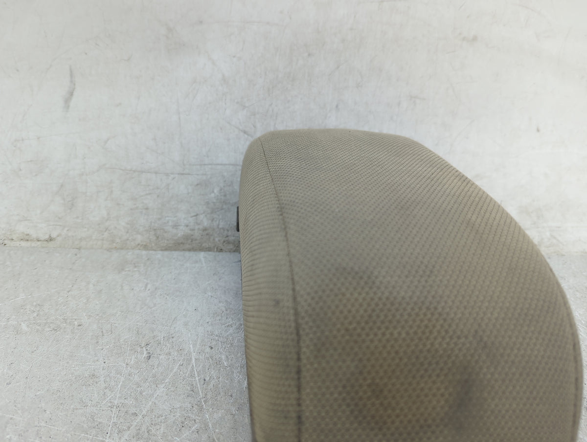 2007 Hyundai Tucson Headrest Head Rest Rear Center Seat Fits OEM Used Auto Parts - Oemusedautoparts1.com