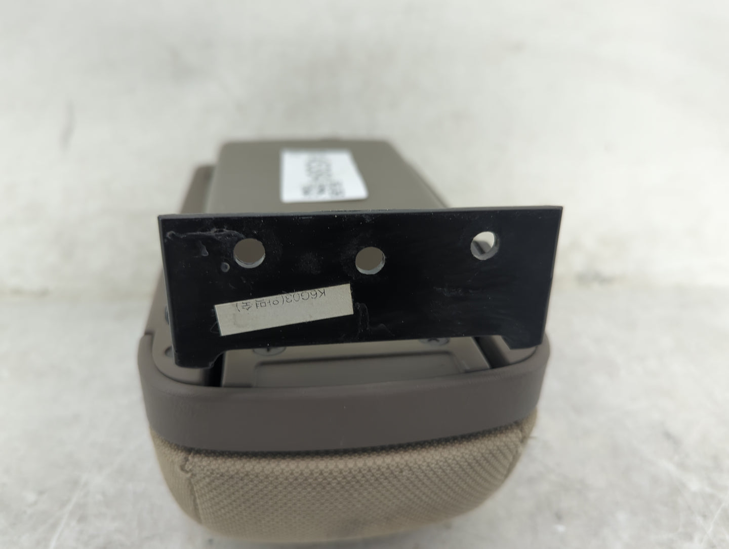 2007 Hyundai Tucson Headrest Head Rest Rear Seat Fits OEM Used Auto Parts - Oemusedautoparts1.com