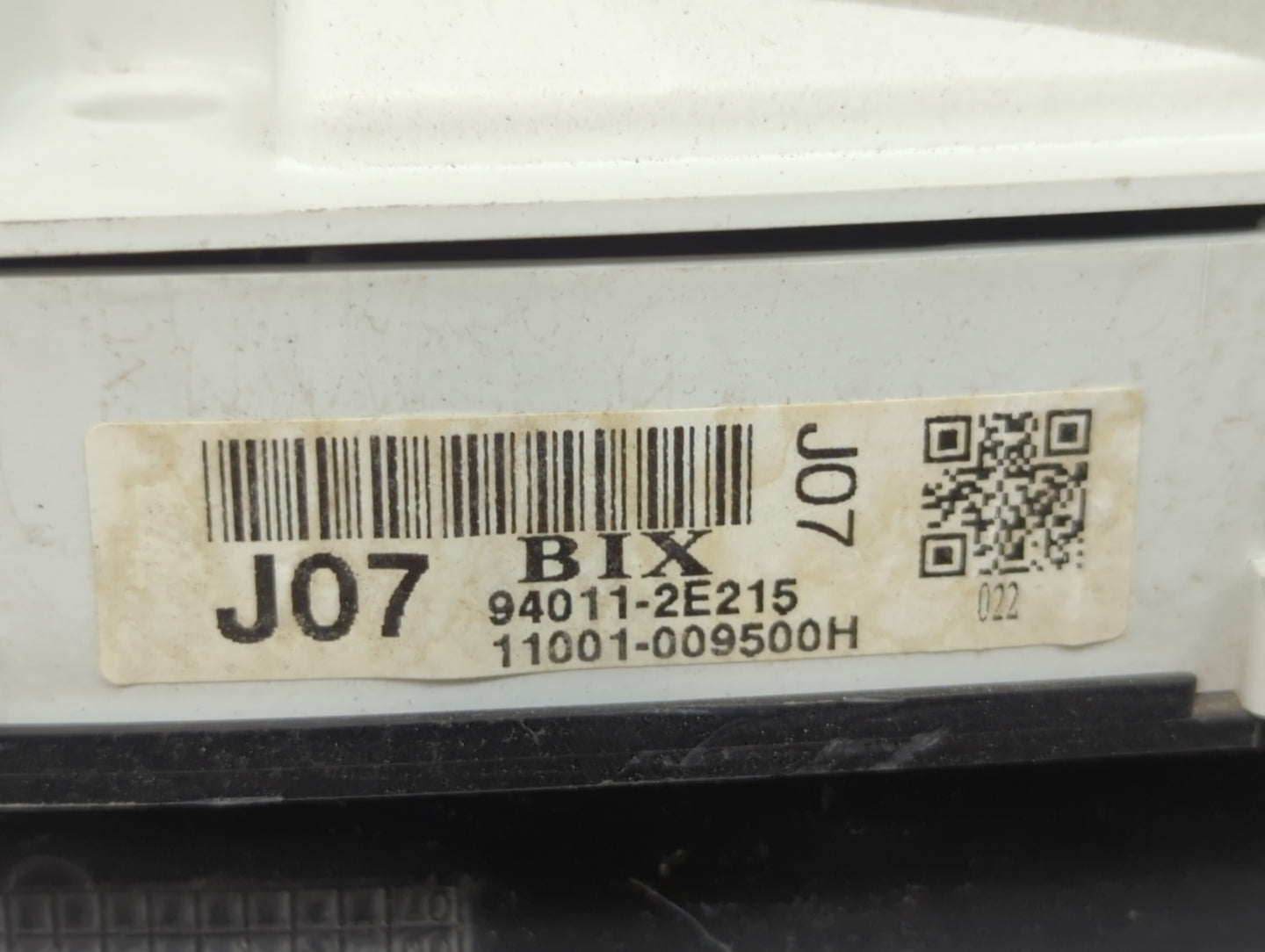2007-2009 Hyundai Tucson Instrument Cluster Speedometer Gauges P/N:94011-2E215 Miles: Fits Fits 2007 2008 2009 OEM Used Auto