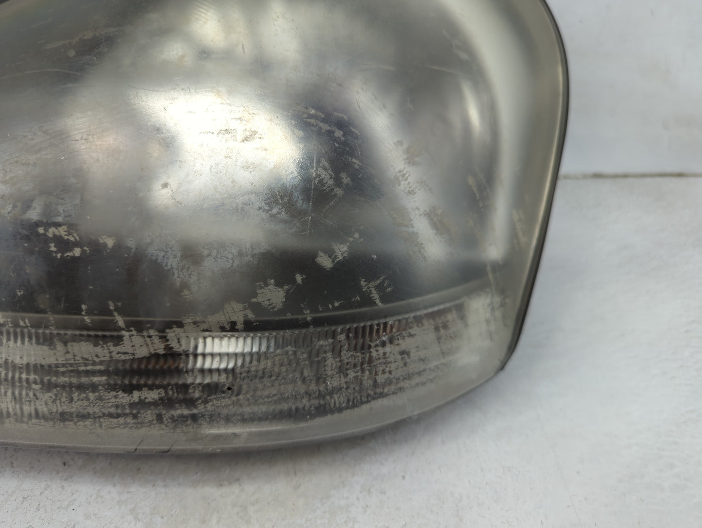 2005-2008 Hyundai Tucson Driver Left Oem Head Light Headlight Lamp - Oemusedautoparts1.com