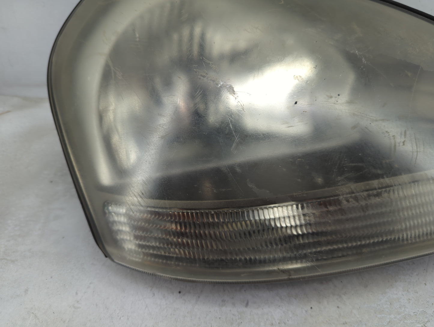 2005-2008 Hyundai Tucson Driver Left Oem Head Light Headlight Lamp - Oemusedautoparts1.com