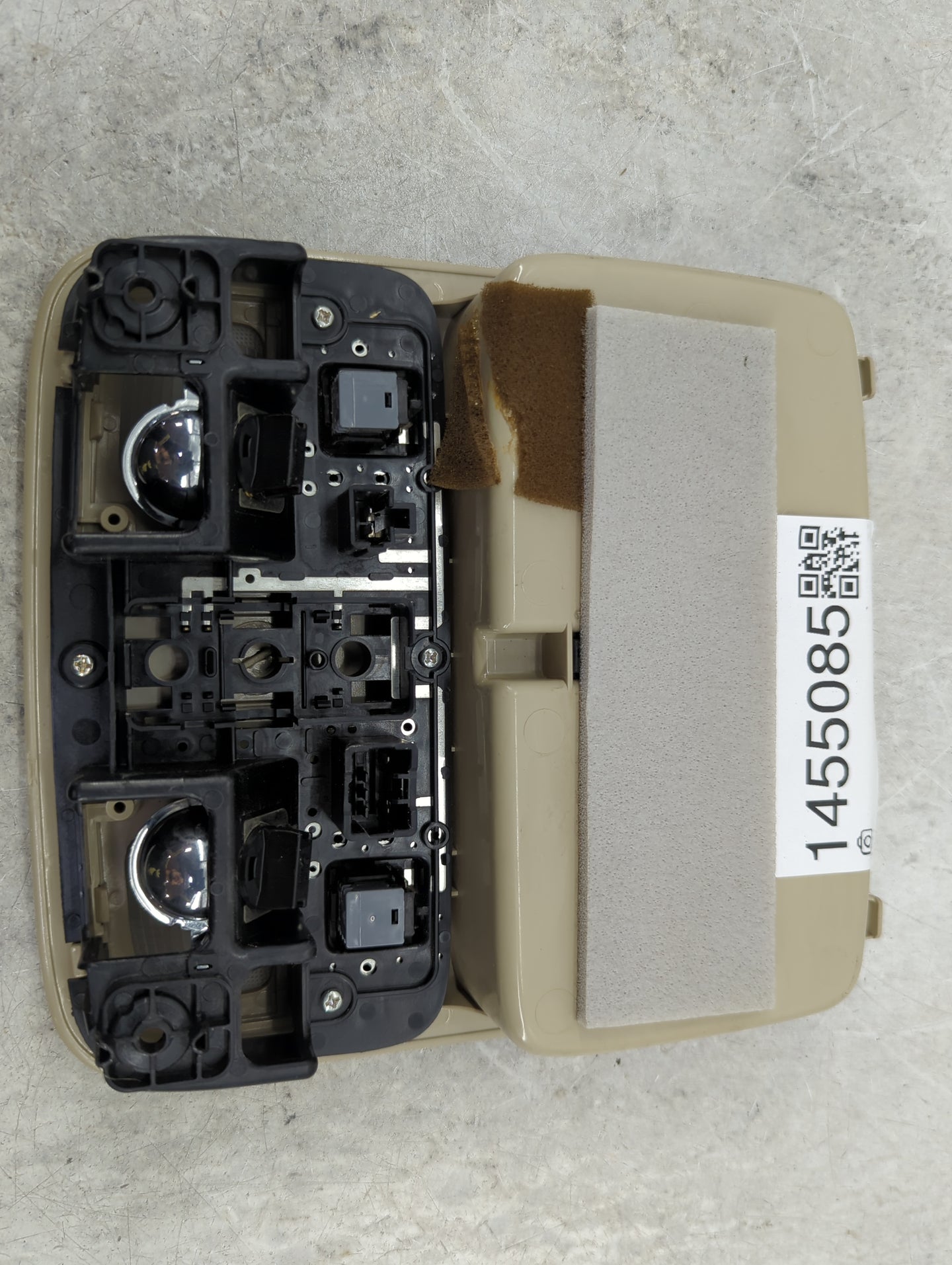 2007 Hyundai Tucson Overhead Roof Console - Oemusedautoparts1.com