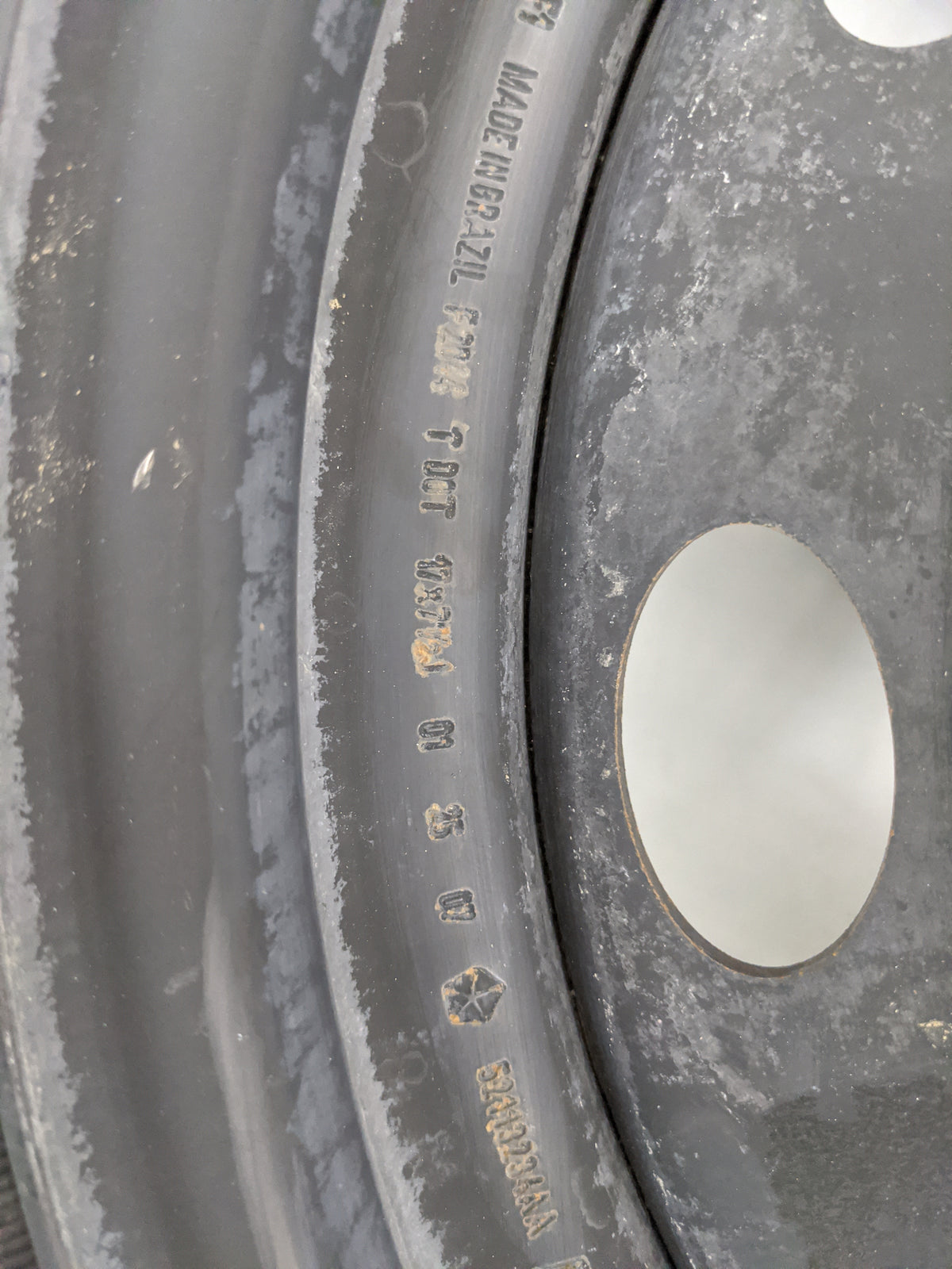 2007 Hyundai Tucson Spare Donut Tire Wheel Rim Oem - Oemusedautoparts1.com