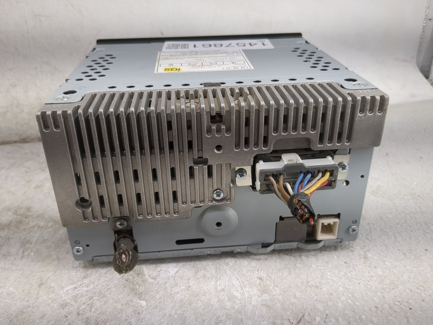 2005-2008 Hyundai Tucson Radio AM FM Cd Player Receiver Replacement P/N:96180-2E600 Fits Fits 2005 2006 2007 2008 OEM Used A