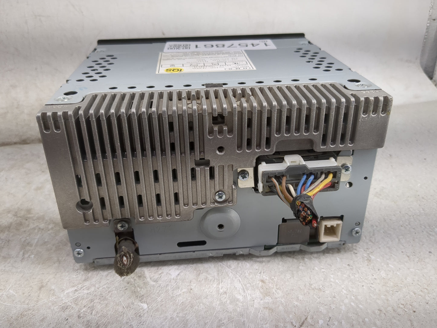 2005-2008 Hyundai Tucson Radio AM FM Cd Player Receiver Replacement P/N:96180-2E600 Fits Fits 2005 2006 2007 2008 OEM Used A