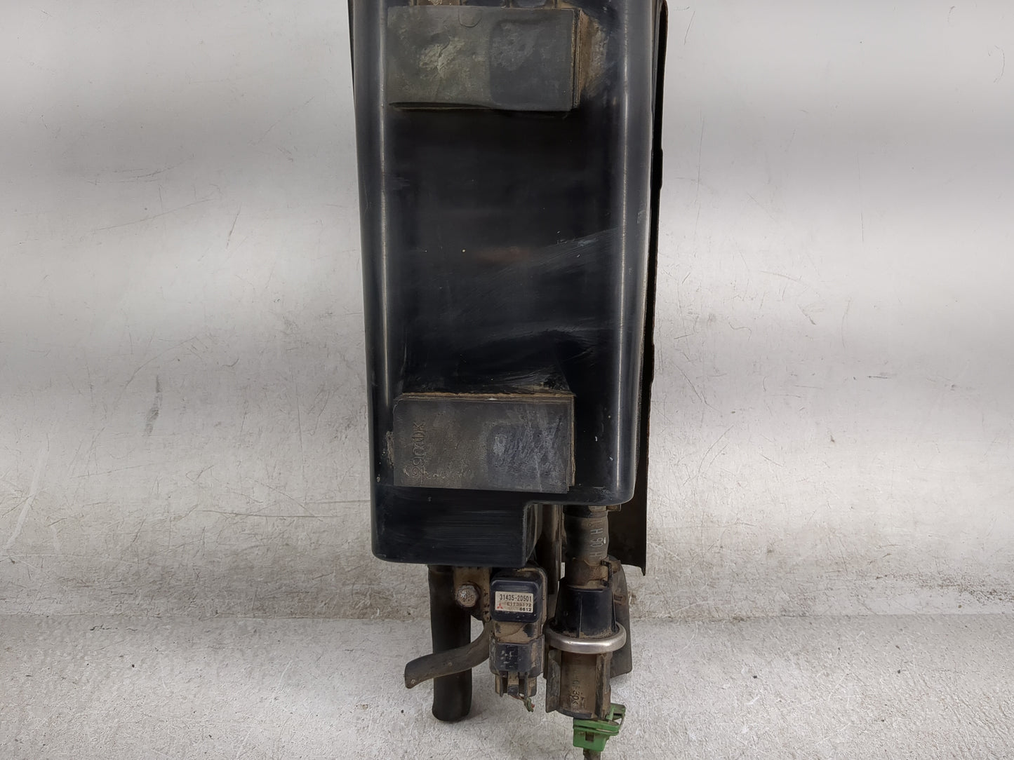 2007 Hyundai Tucson Fuel Vapor Charcoal Canister - Oemusedautoparts1.com
