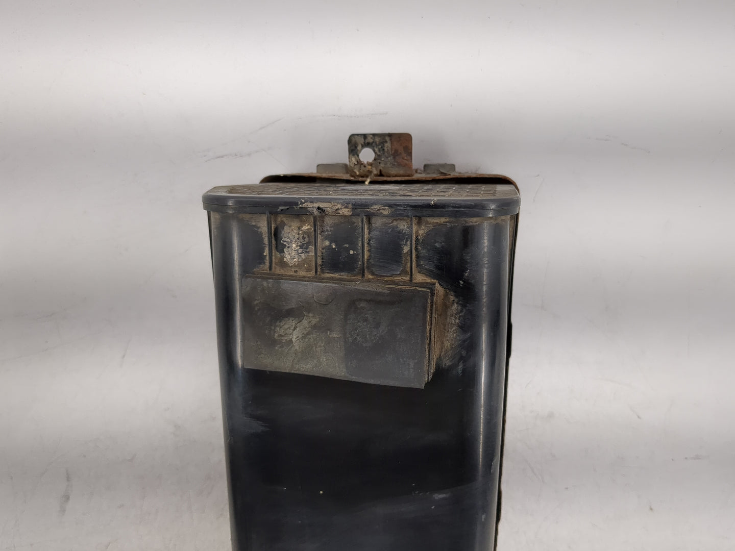 2007 Hyundai Tucson Fuel Vapor Charcoal Canister - Oemusedautoparts1.com