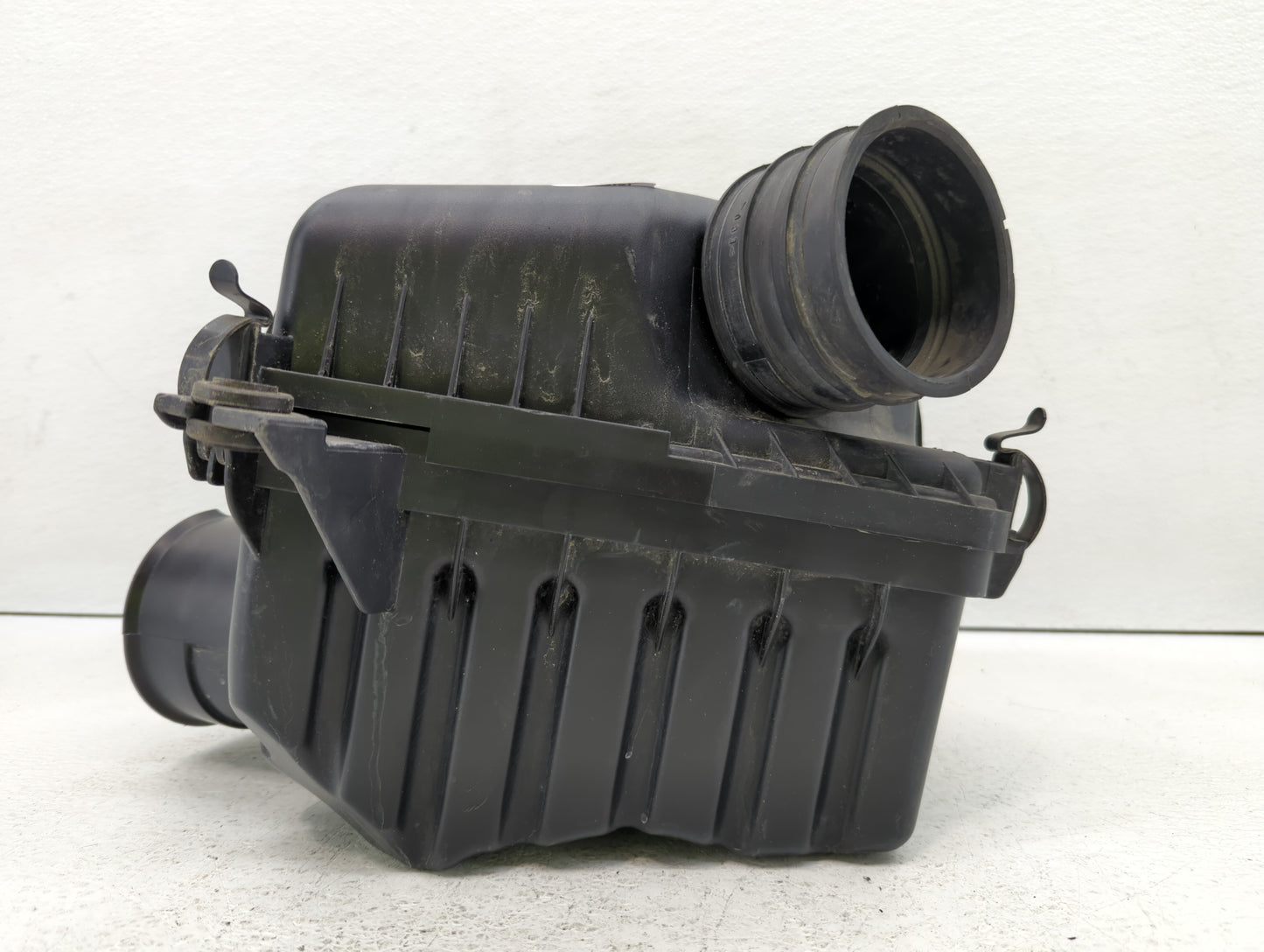 2007 Hyundai Tucson Air Cleaner Intake-duct Hose Tube - Oemusedautoparts1.com