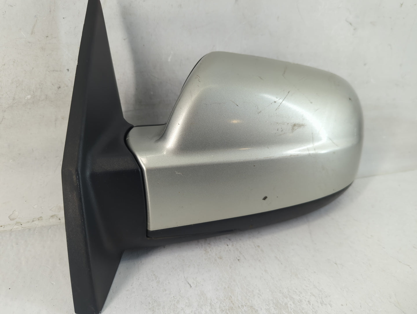 2005-2009 Hyundai Tucson Driver Left Side View Manual Door Mirror Grey - Oemusedautoparts1.com