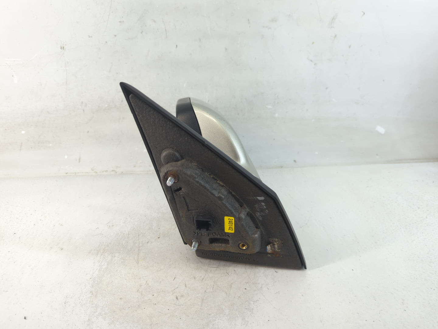 2005-2009 Hyundai Tucson Driver Left Side View Manual Door Mirror Grey - Oemusedautoparts1.com