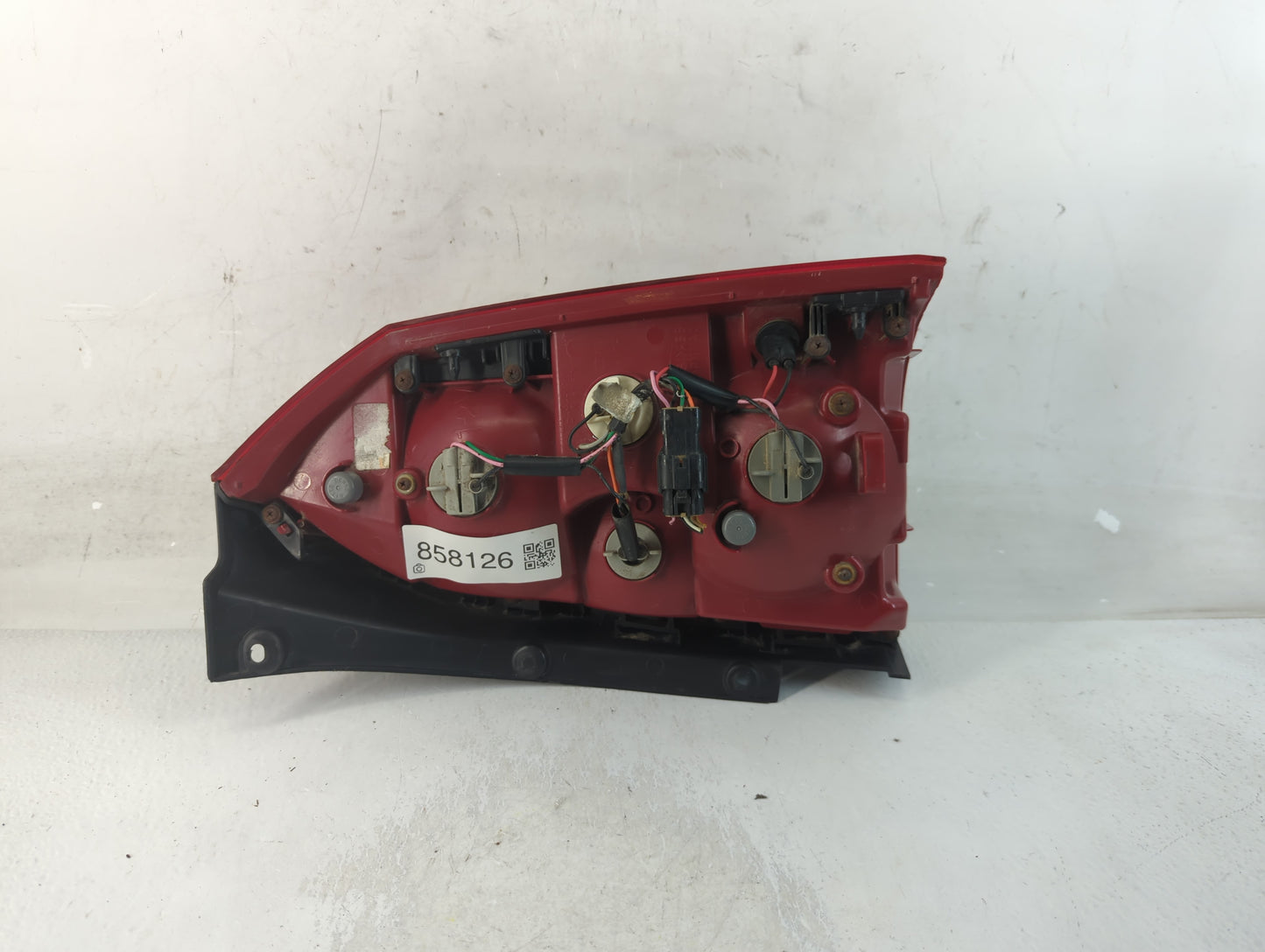 2005-2009 Hyundai Tucson Tail Light Assembly Driver Left OEM P/N:A#1157 P21/5W Fits Fits 2005 2006 2007 2008 2009 OEM Used A