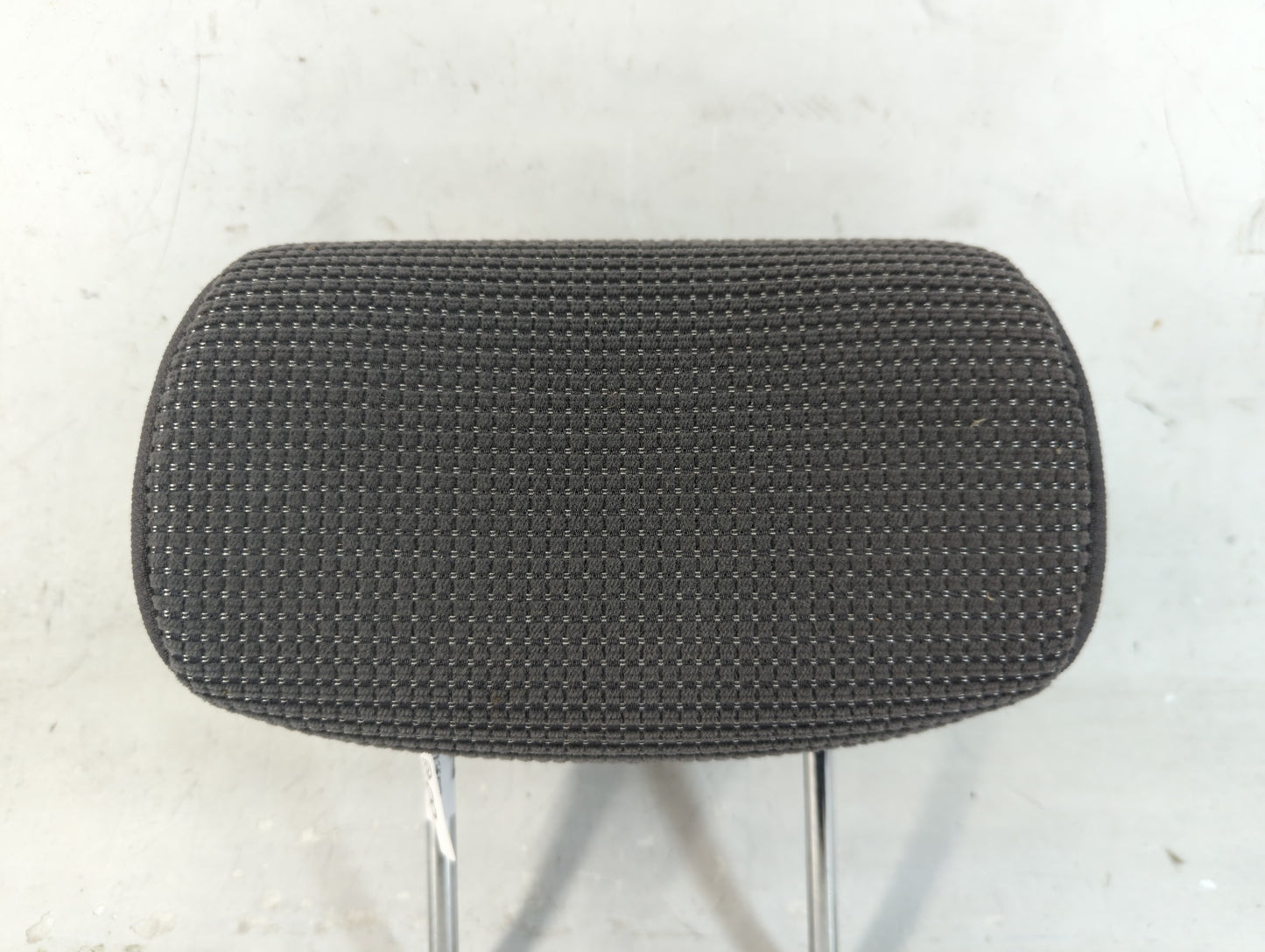 2005-2008 Hyundai Tucson Headrest Head Rest Rear Seat Fits Fits 2005 2006 2007 2008 OEM Used Auto Parts - Oemusedautoparts1.