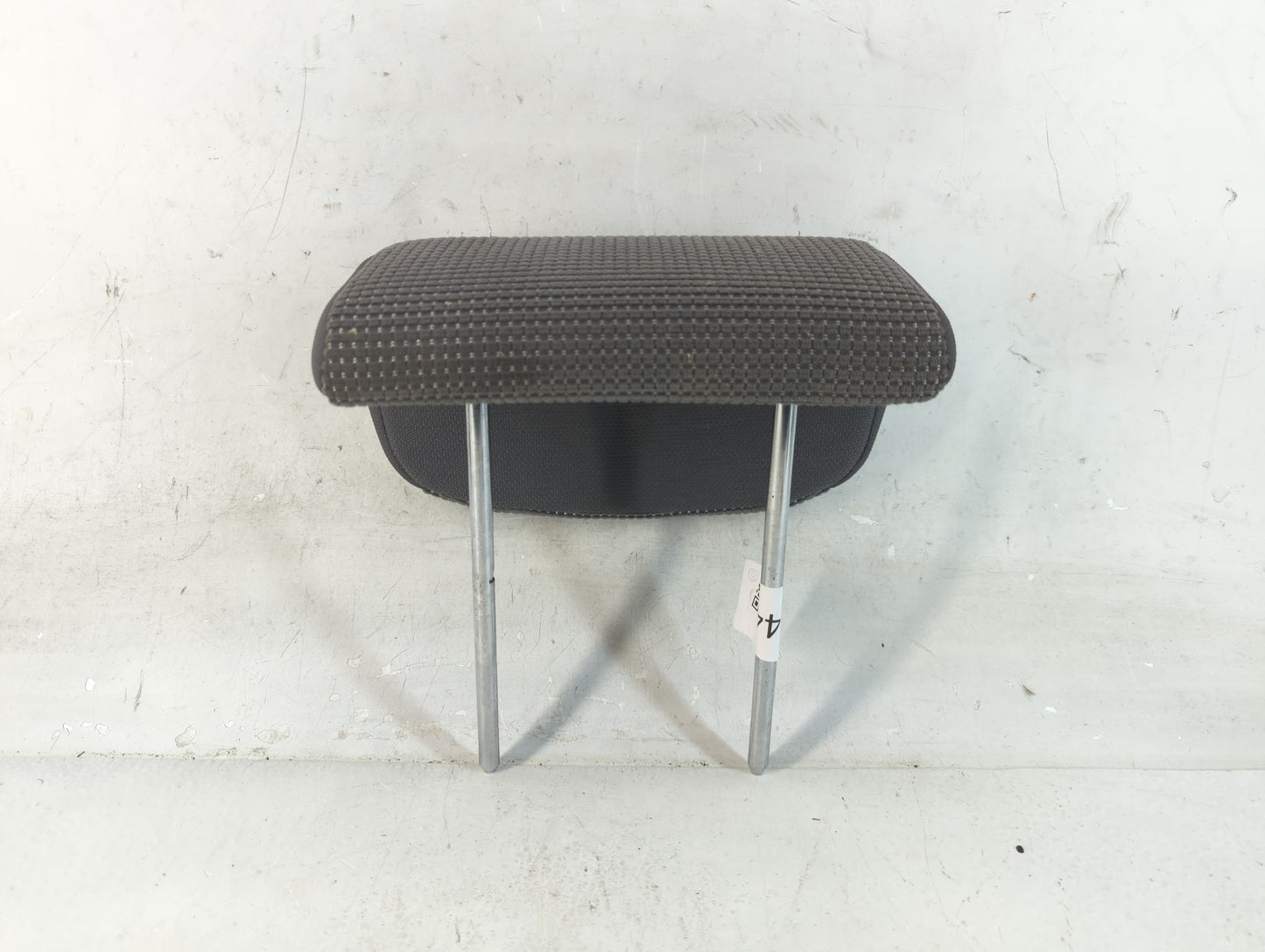 2005-2008 Hyundai Tucson Headrest Head Rest Rear Seat Fits Fits 2005 2006 2007 2008 OEM Used Auto Parts - Oemusedautoparts1.