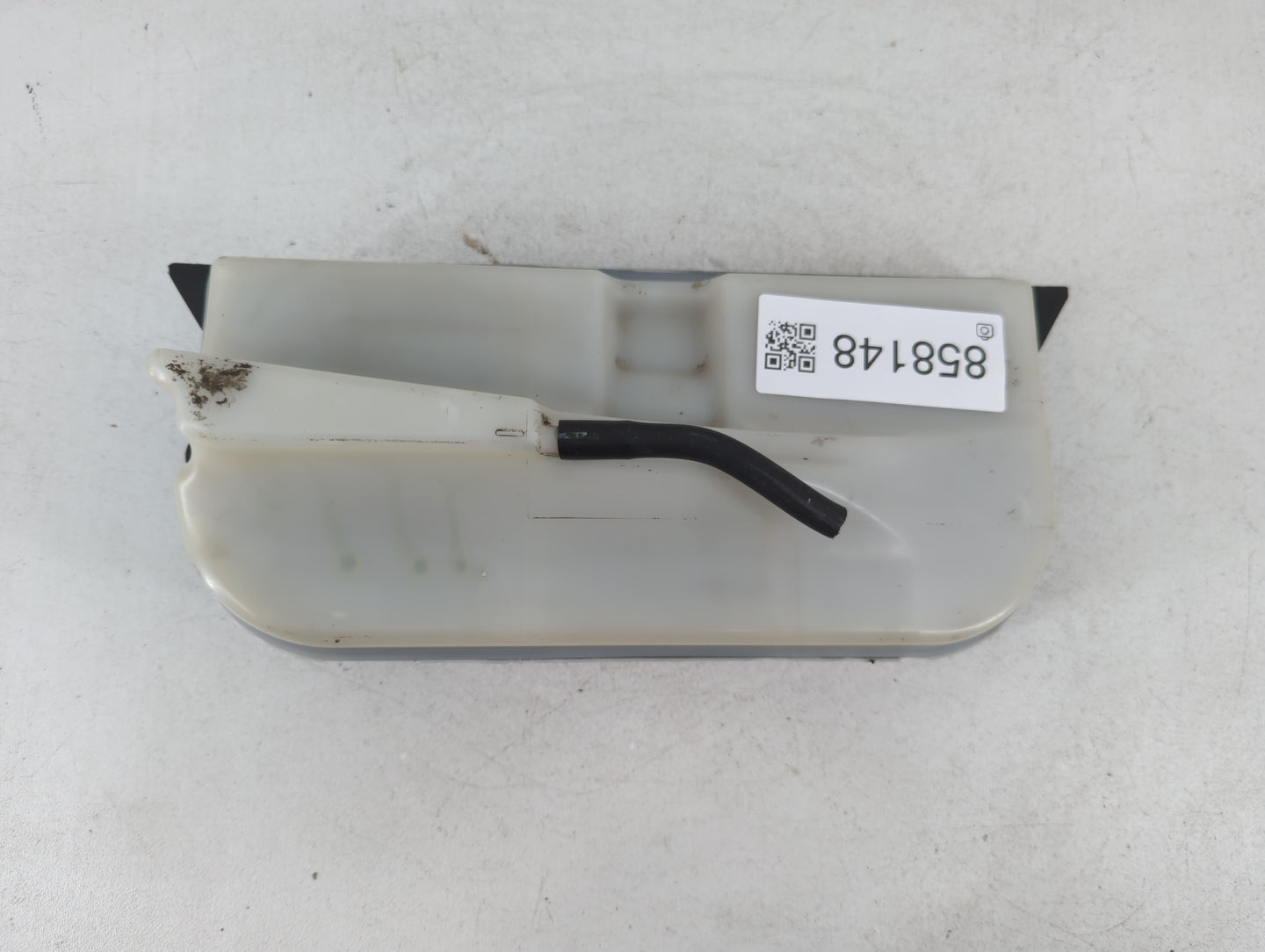 2005-2009 Hyundai Tucson Radiator Coolant Overflow Expansion Tank Bottle - Oemusedautoparts1.com