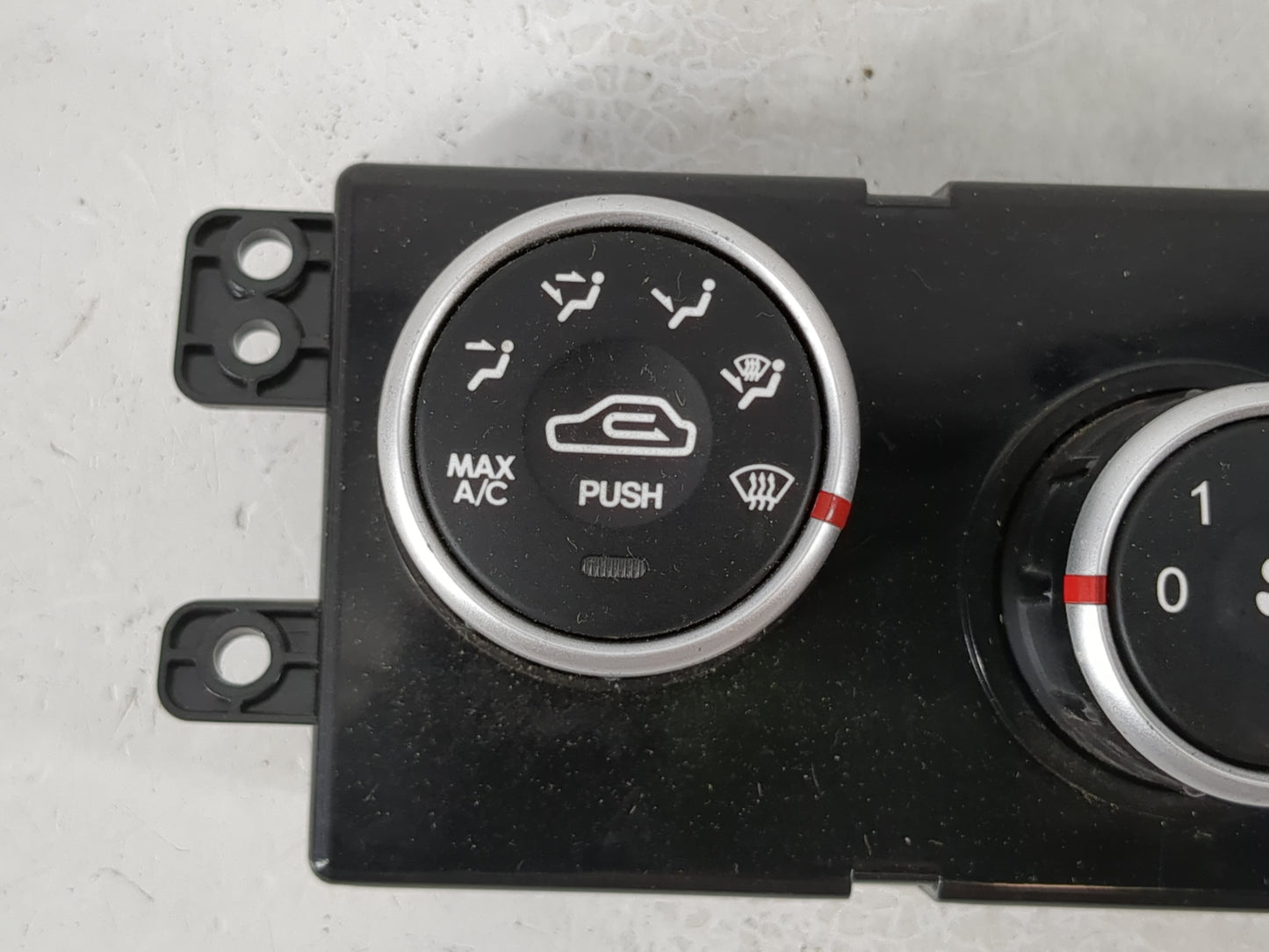 2005-2009 Hyundai Tucson Climate Control Module Temperature AC/Heater Replacement Fits Fits 2005 2006 2007 2008 2009 OEM Use