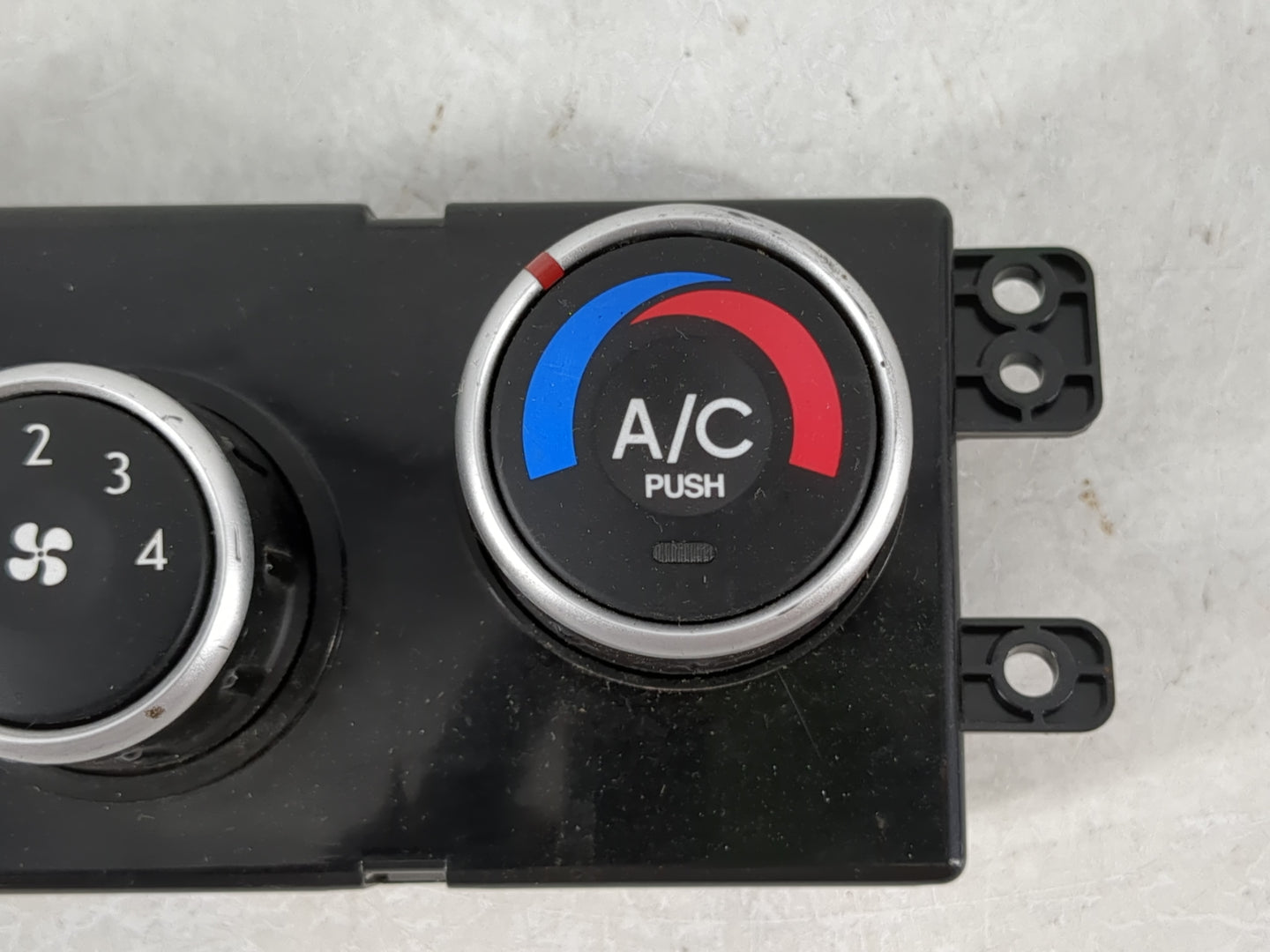 2005-2009 Hyundai Tucson Climate Control Module Temperature AC/Heater Replacement Fits Fits 2005 2006 2007 2008 2009 OEM Use