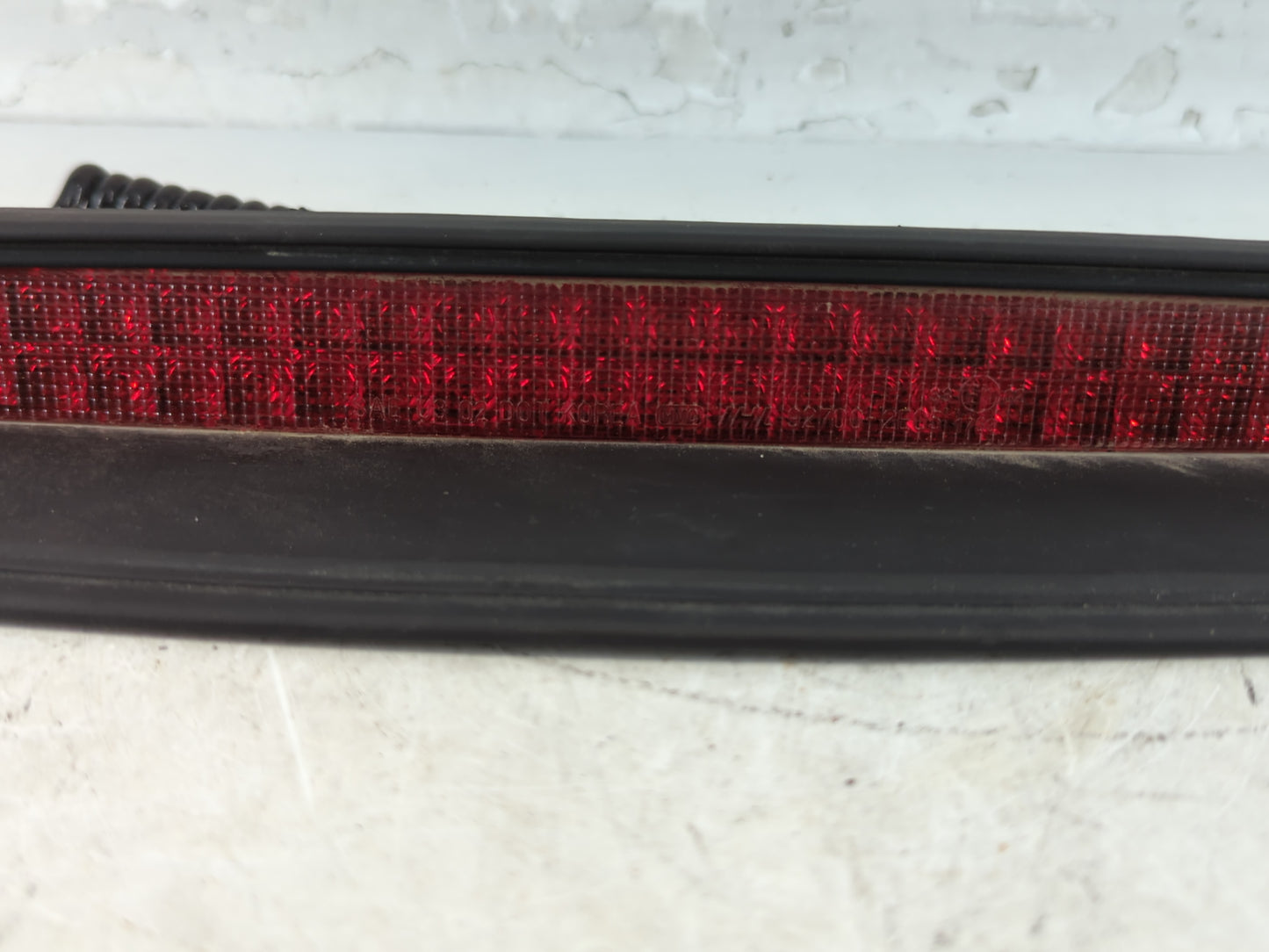 2007 Hyundai Tucson Third Brake Light Tail Light Fits OEM Used Auto Parts - Oemusedautoparts1.com