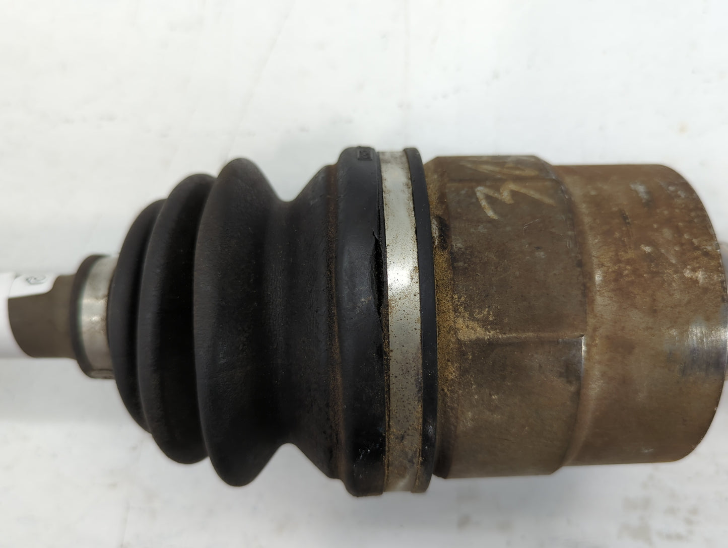 2005-2009 Hyundai Tucson Axle Shaft Front Driver Cv C/v - Oemusedautoparts1.com