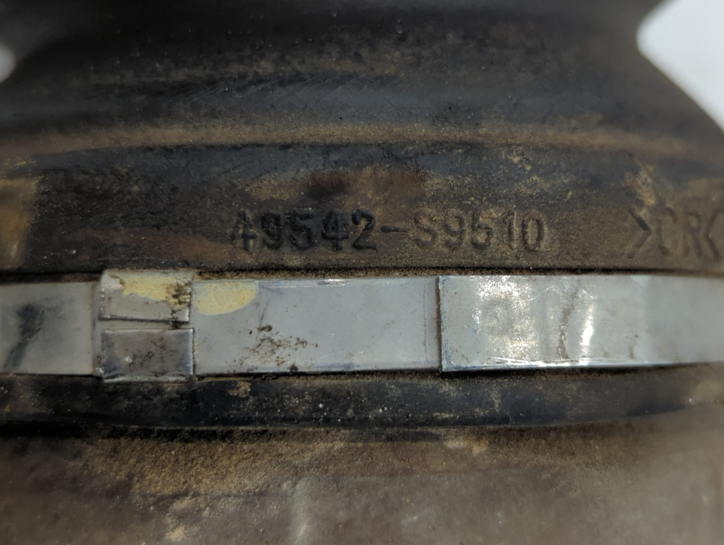 2005-2009 Hyundai Tucson Axle Shaft Front Driver Cv C/v - Oemusedautoparts1.com