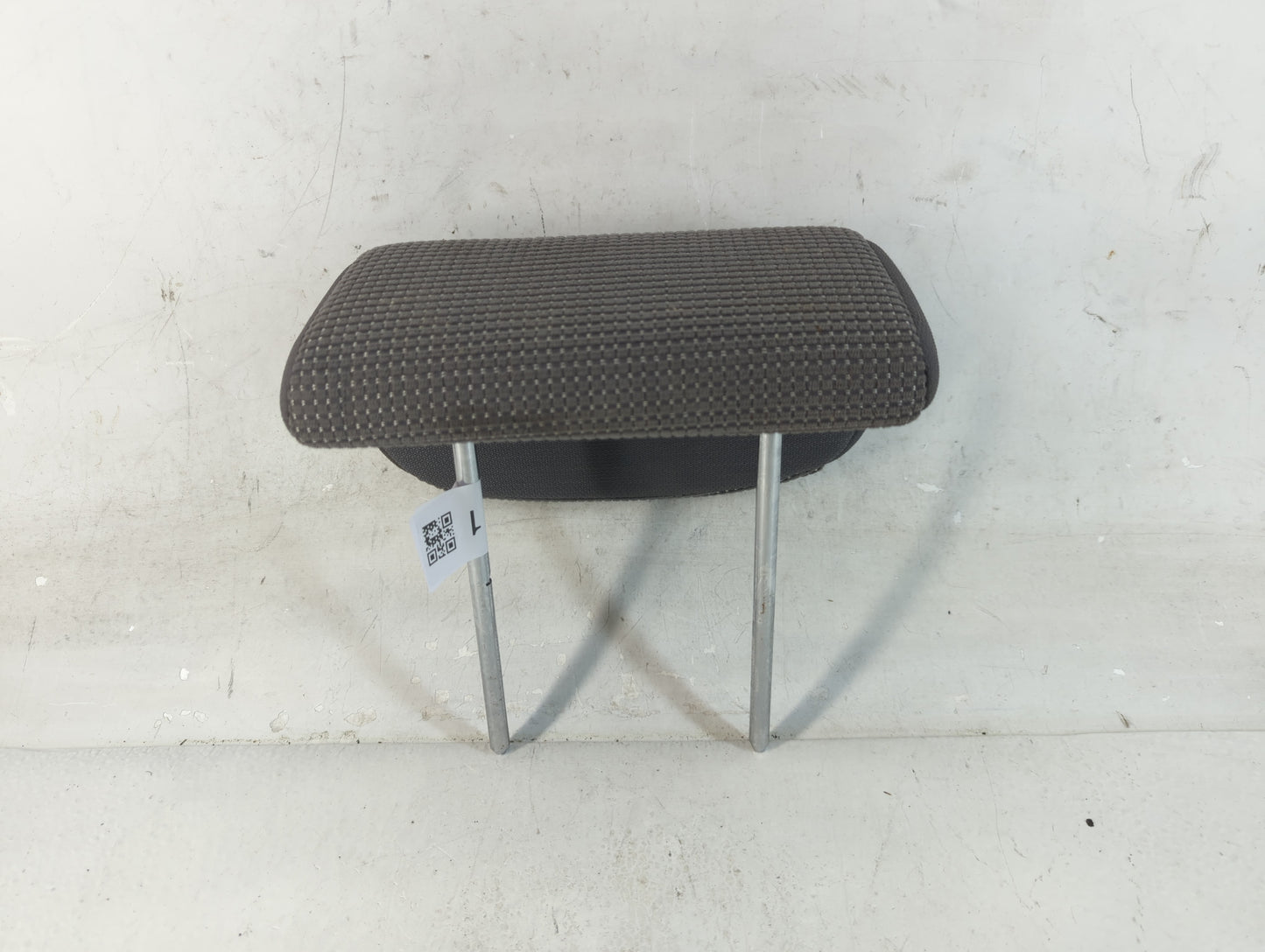 2005-2008 Hyundai Tucson Headrest Head Rest Rear Seat Fits Fits 2005 2006 2007 2008 OEM Used Auto Parts - Oemusedautoparts1.