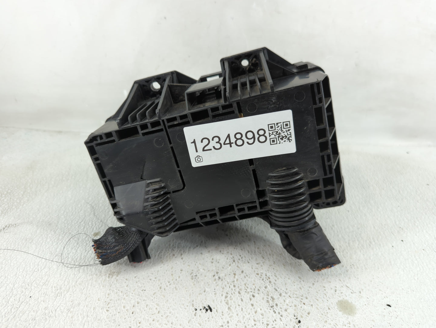 2007 Hyundai Veracruz Fusebox Fuse Box Panel Relay Module P/N:91950-3J020 Fits OEM Used Auto Parts - Oemusedautoparts1.com