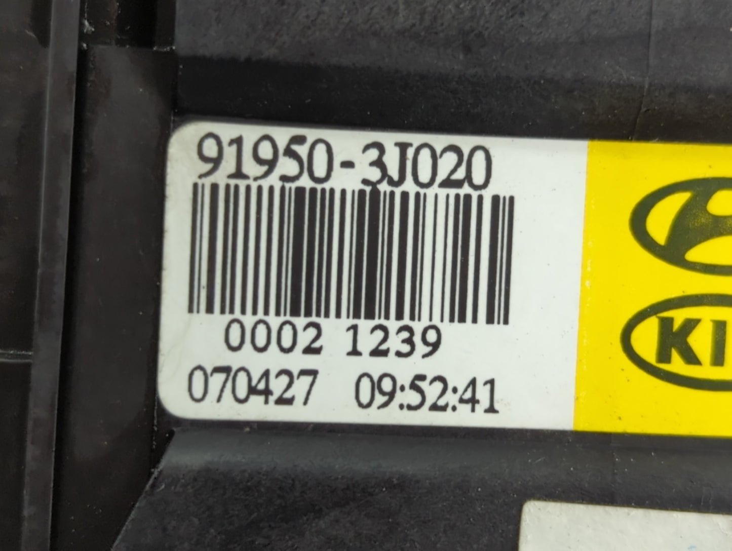 2007 Hyundai Veracruz Fusebox Fuse Box Panel Relay Module P/N:91950-3J020 Fits OEM Used Auto Parts - Oemusedautoparts1.com