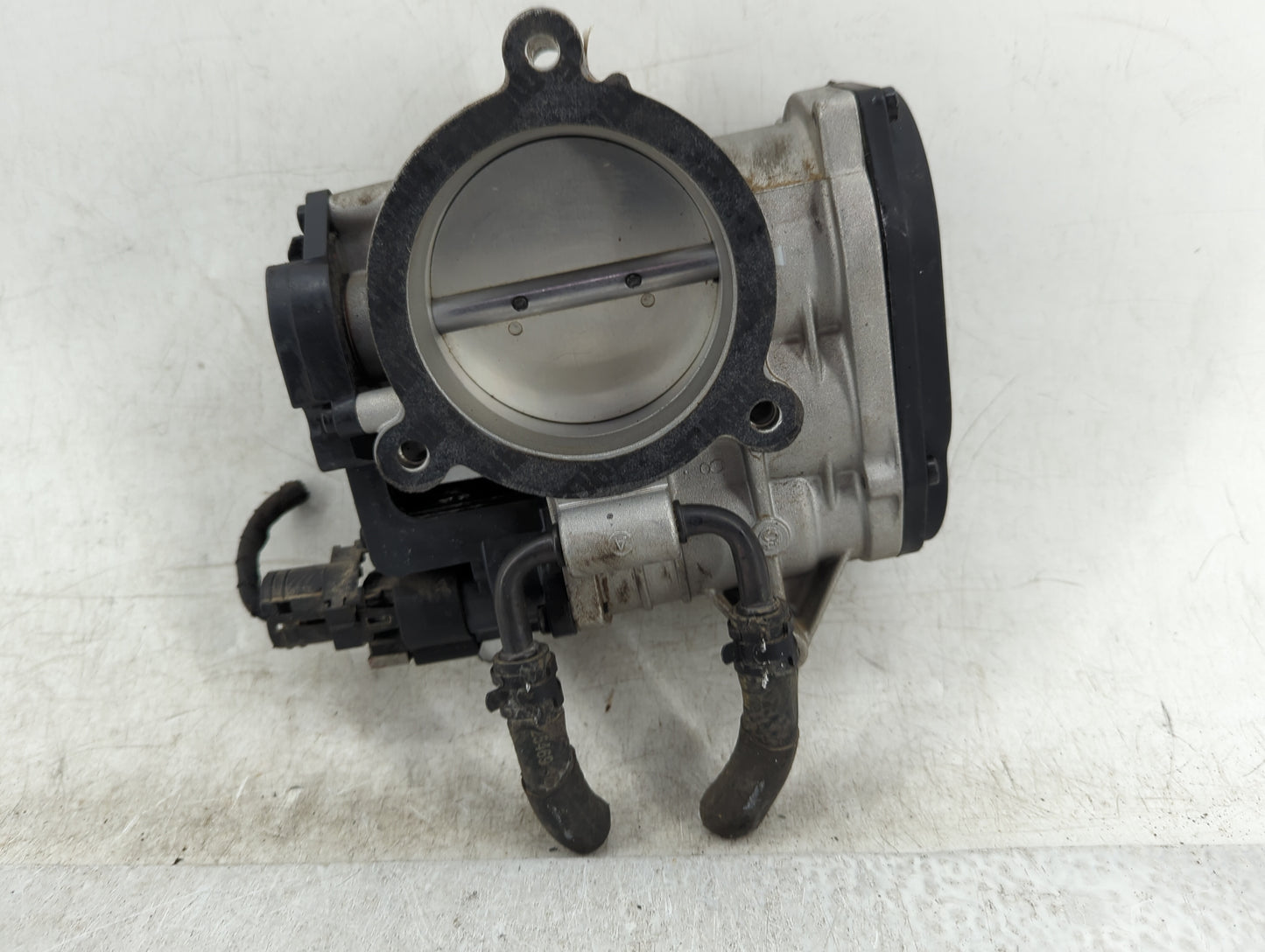 2007-2012 Hyundai Veracruz Throttle Body P/N:35100-3C200 Fits Fits 2006 2007 2008 2009 2010 2011 2012 OEM Used Auto Parts - 